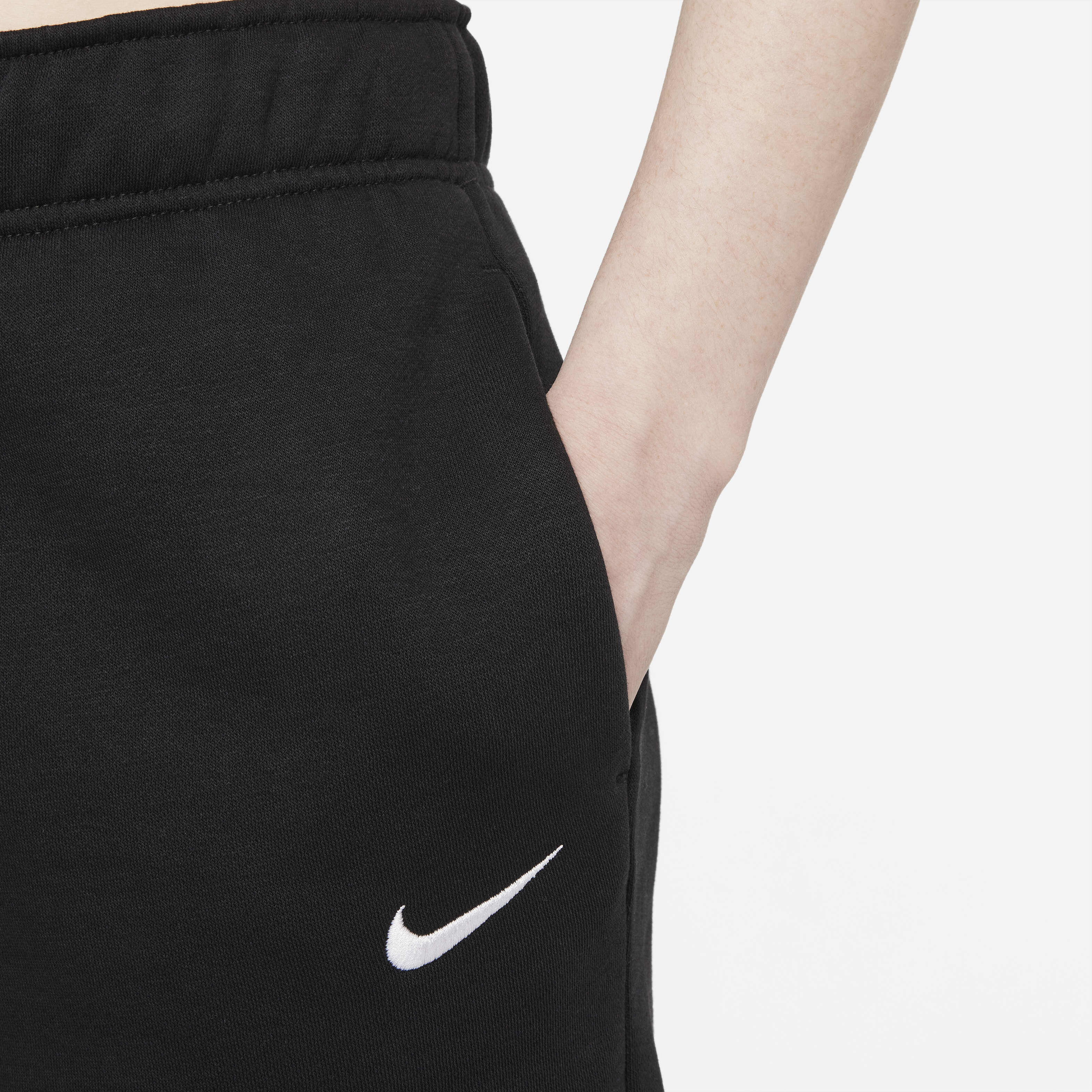 Nike Sportswear Collection Essentials image number 2