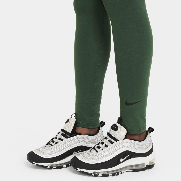 Nike Sportswear Favourites image number 2 Nike Sportswear Favourites image number 2