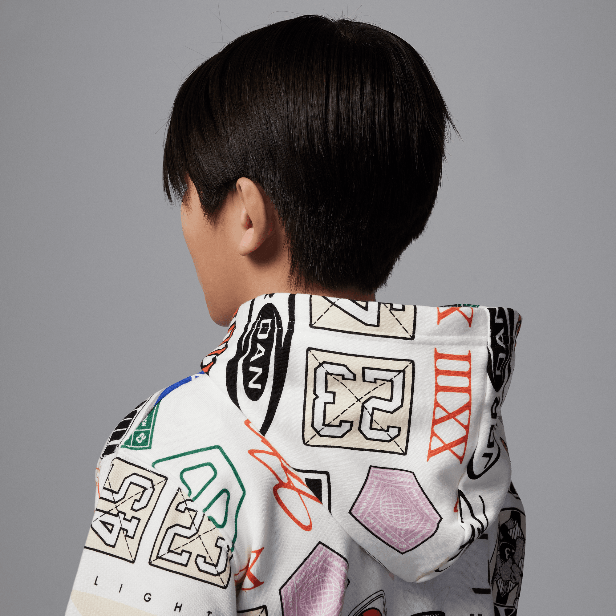 Jordan Essentials image number 4