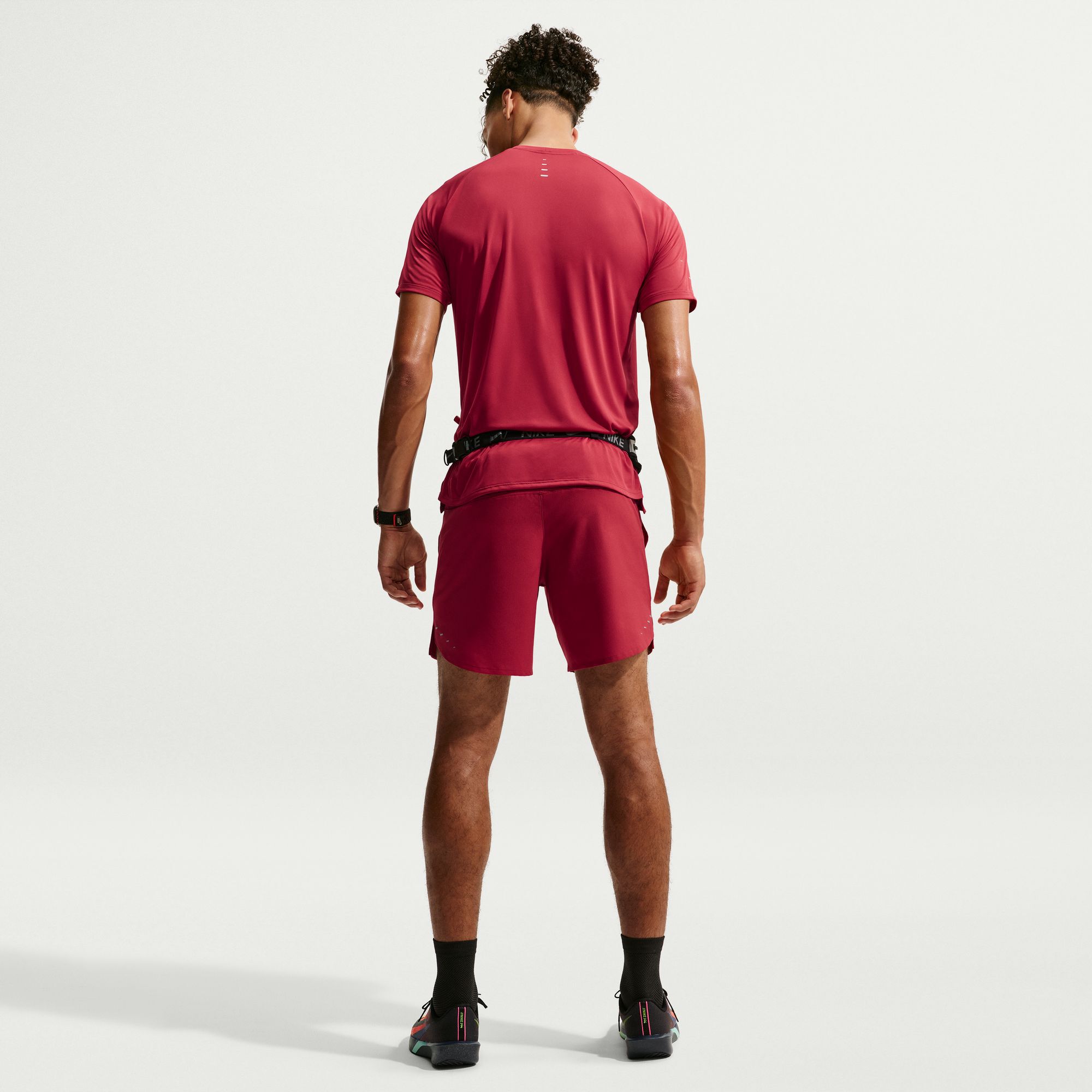 Nike Stride image number 1