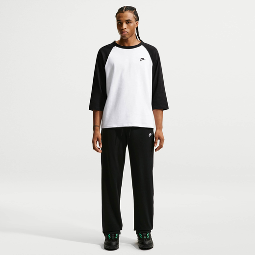 Nike Sportswear Club