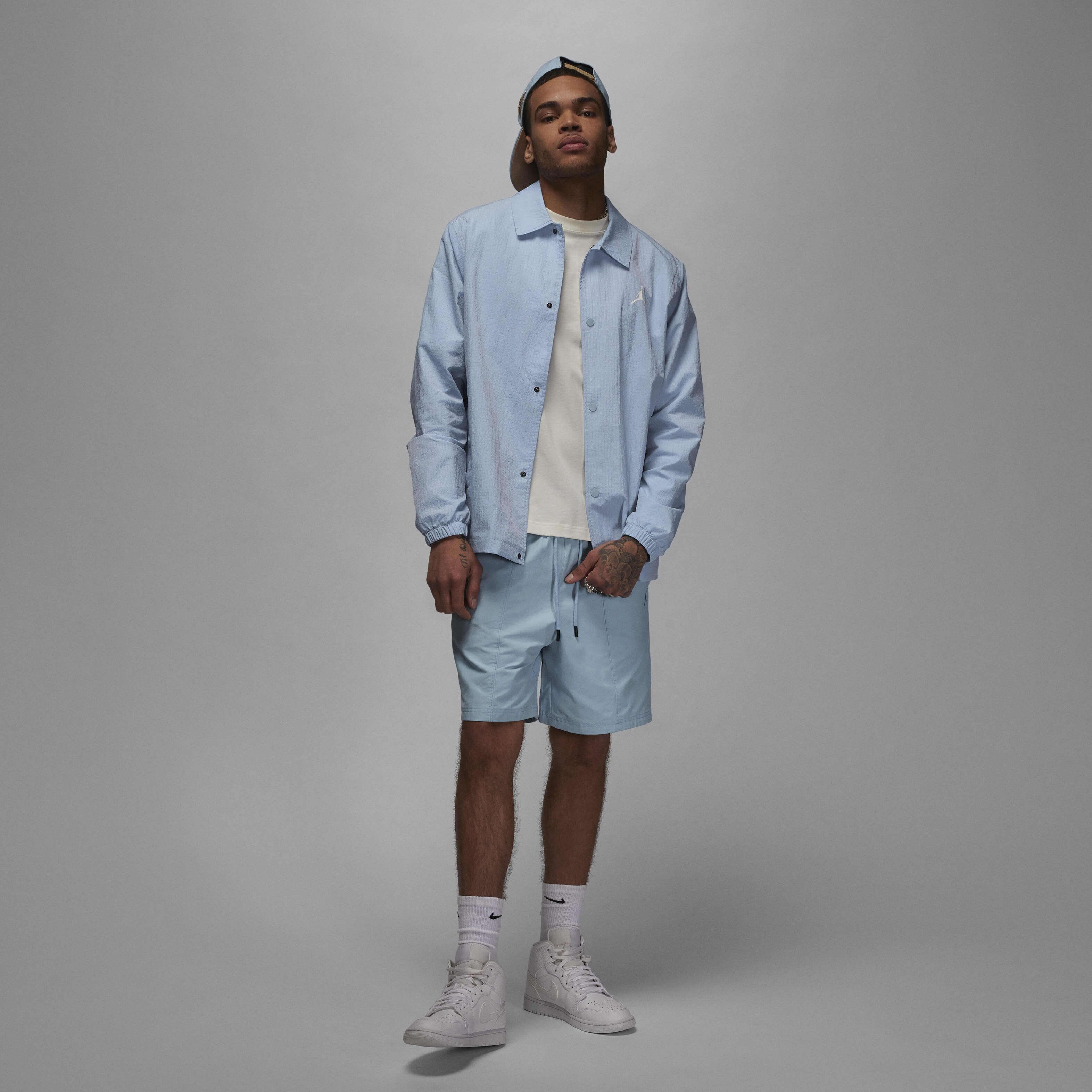 Jordan Essentials image number 5