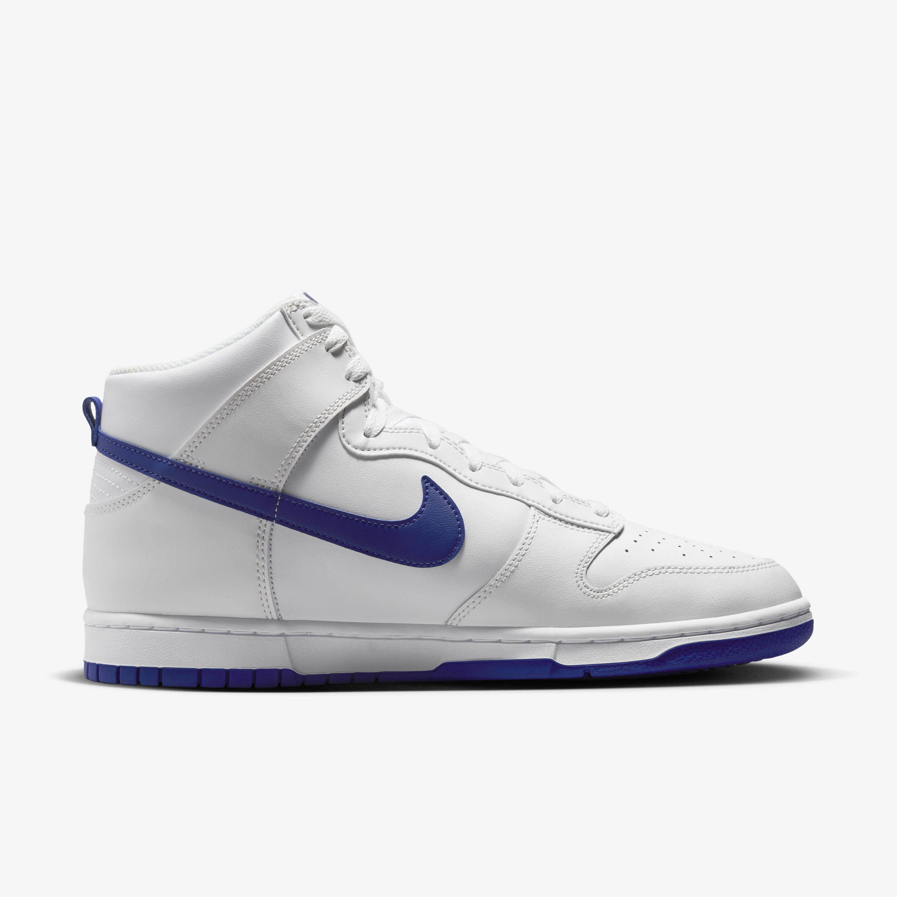 Nike Dunk Hi Retro image number 2