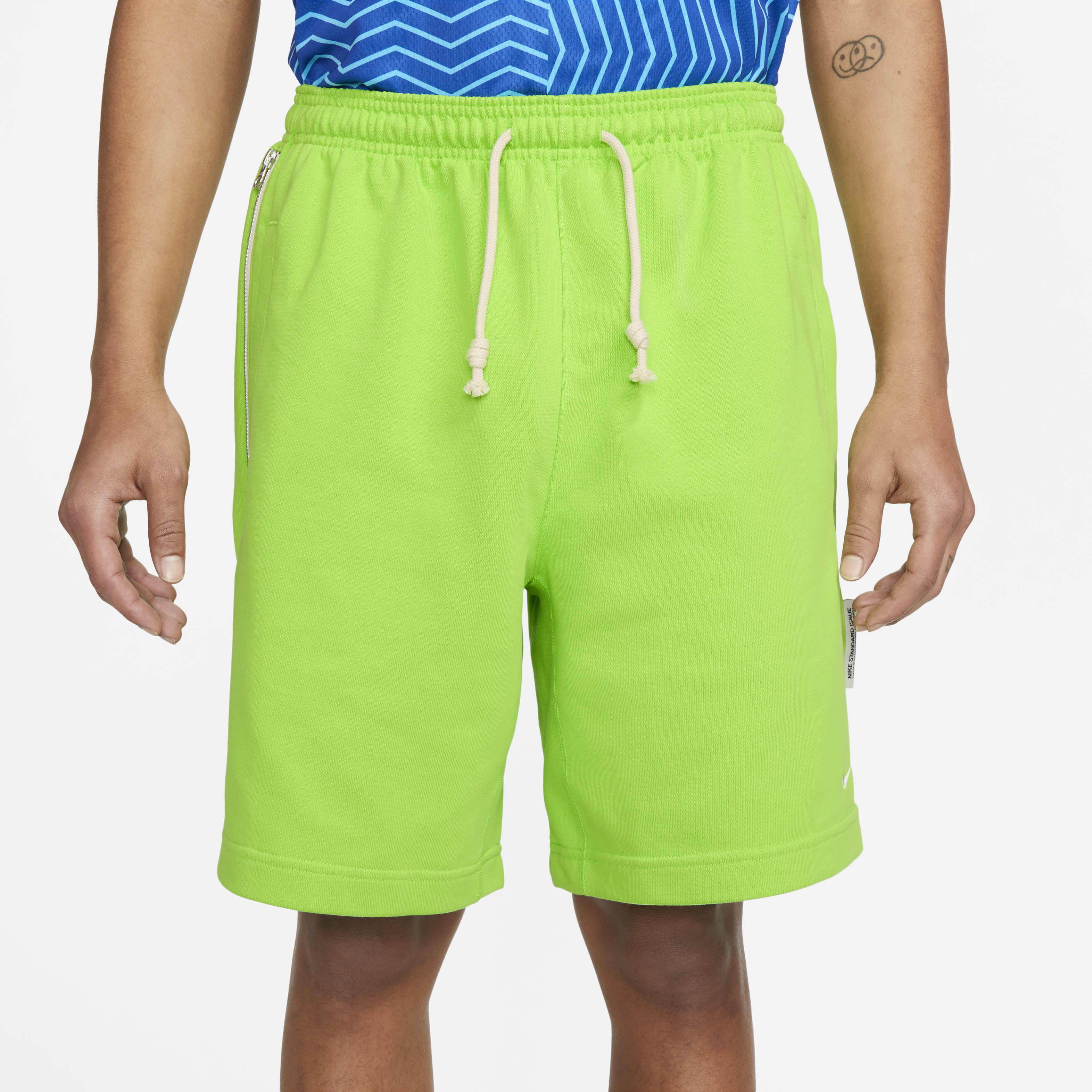 Nike Standard Issue image number 2