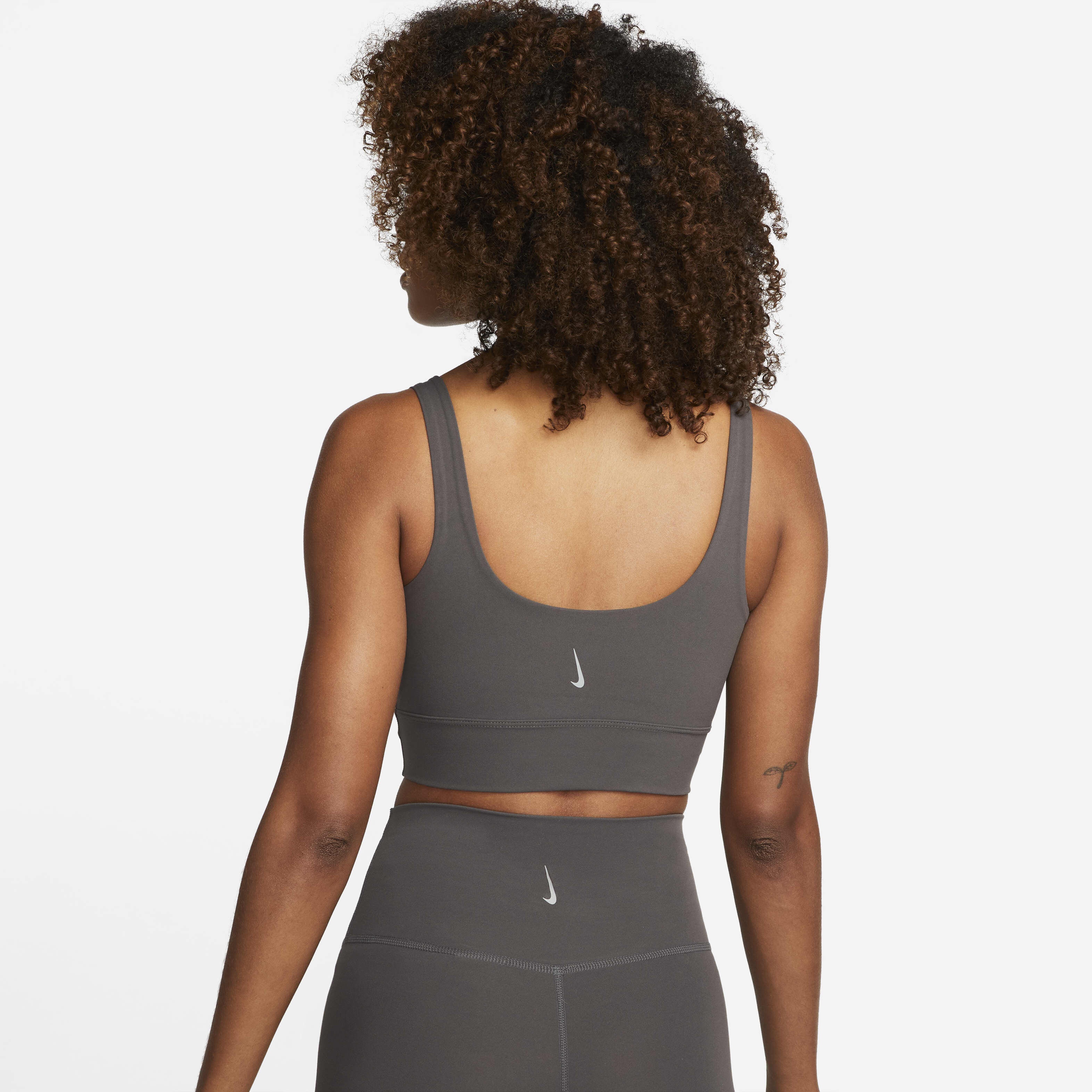 Nike Yoga Luxe image number 1