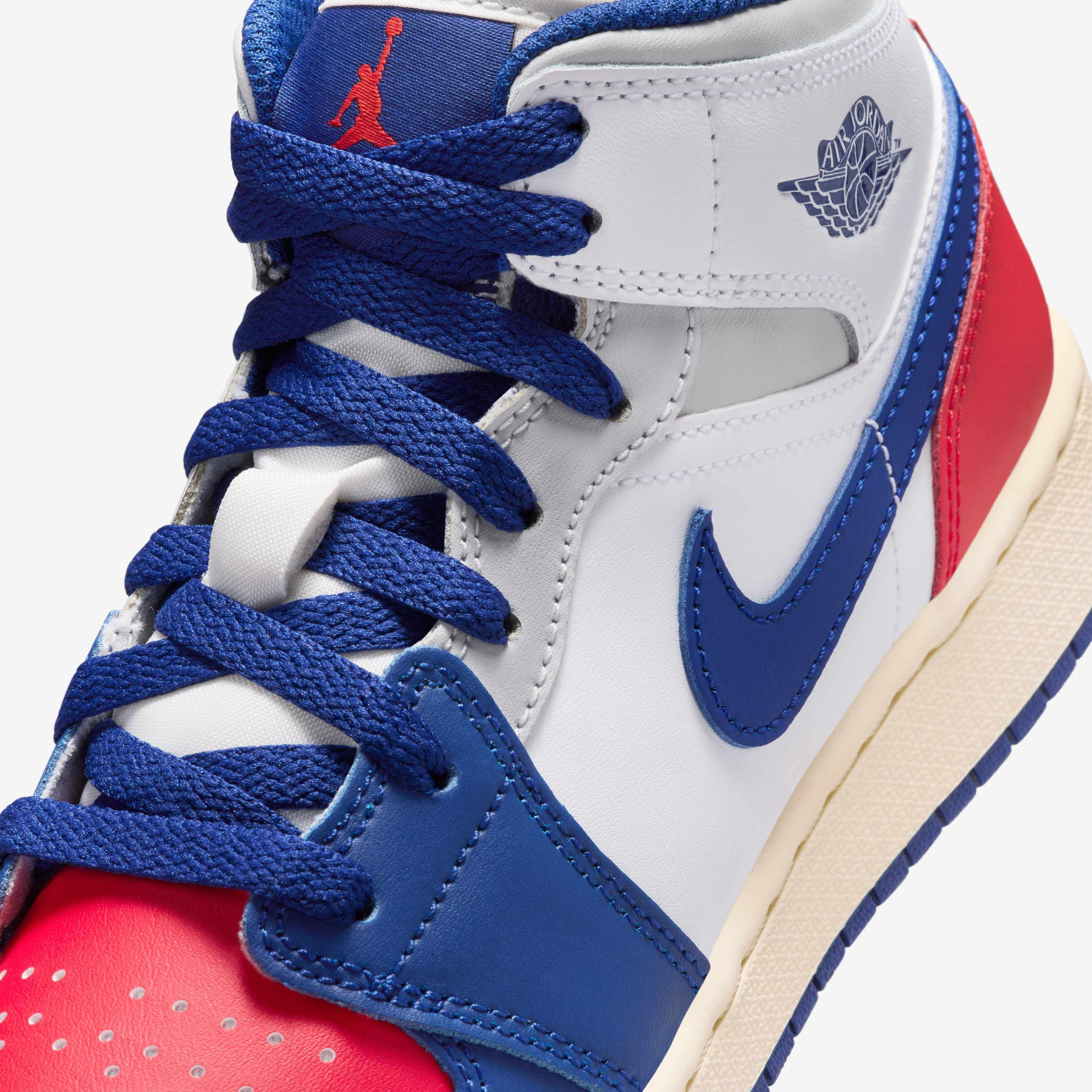 Air Jordan 1 Mid image number 6