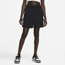 Nike Sportswear Essential