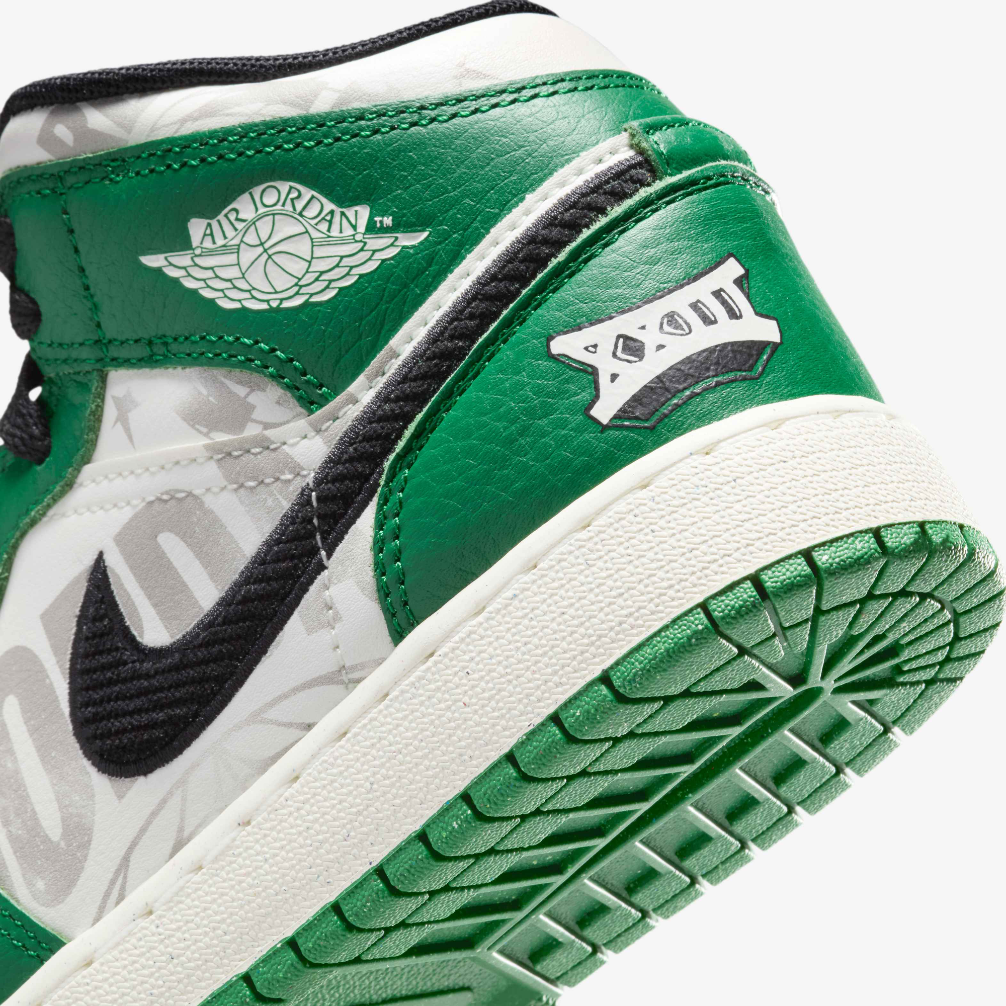 Buy Air Jordan 1 Mid SE Older Kids' Shoes - Pine Green/Black