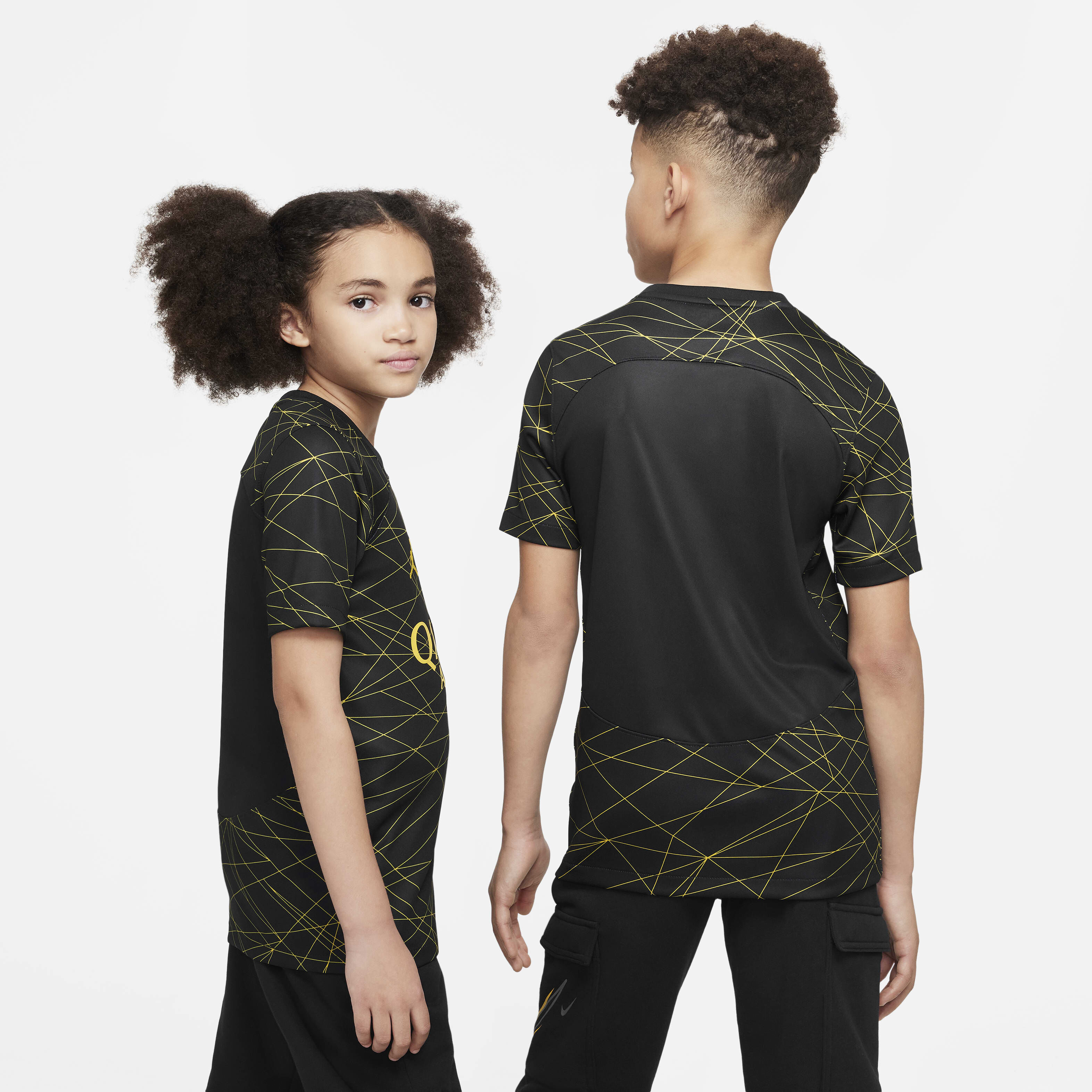 Paris Saint-Germain 2023/24 Stadium Fourth image number 1