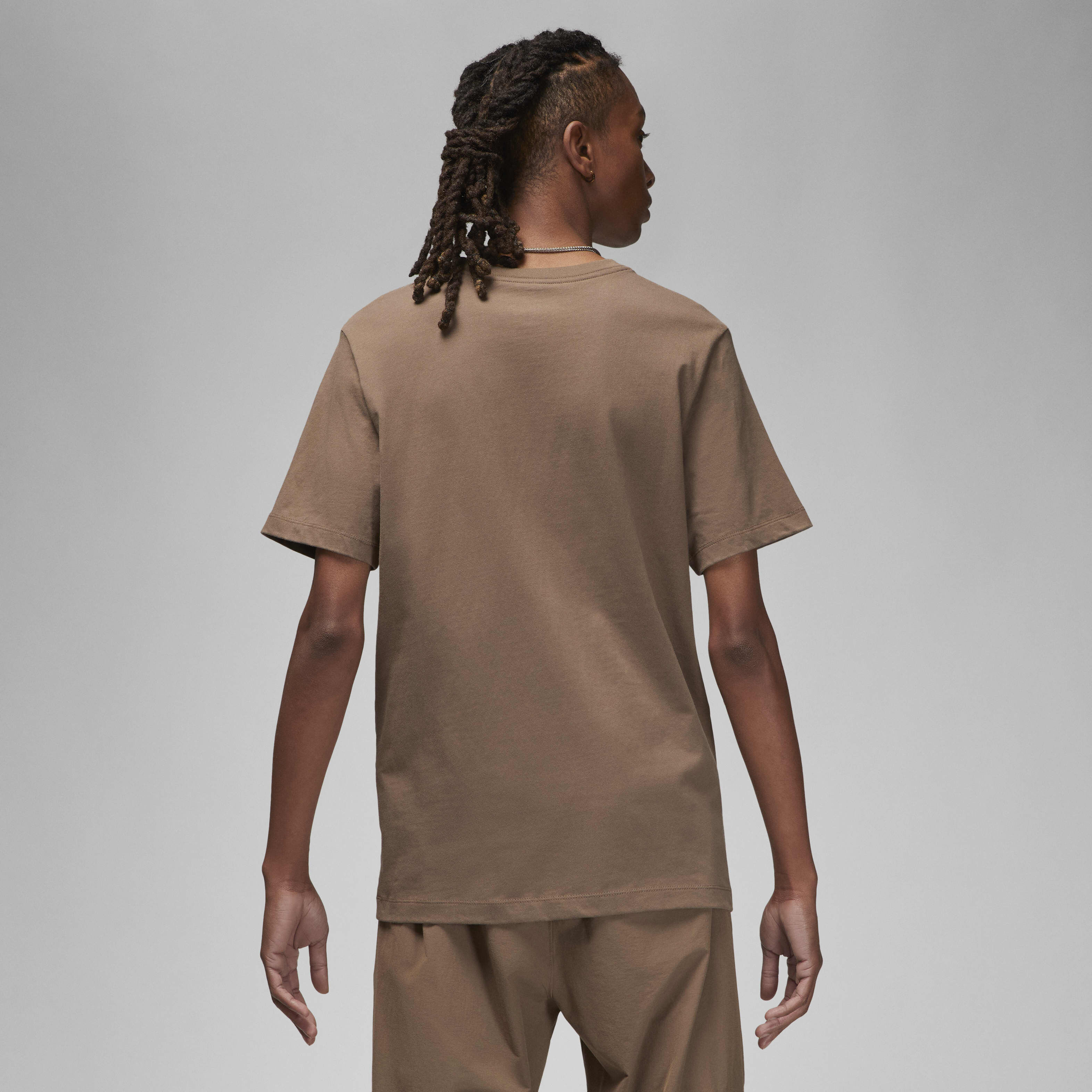 Jordan Essentials image number 1