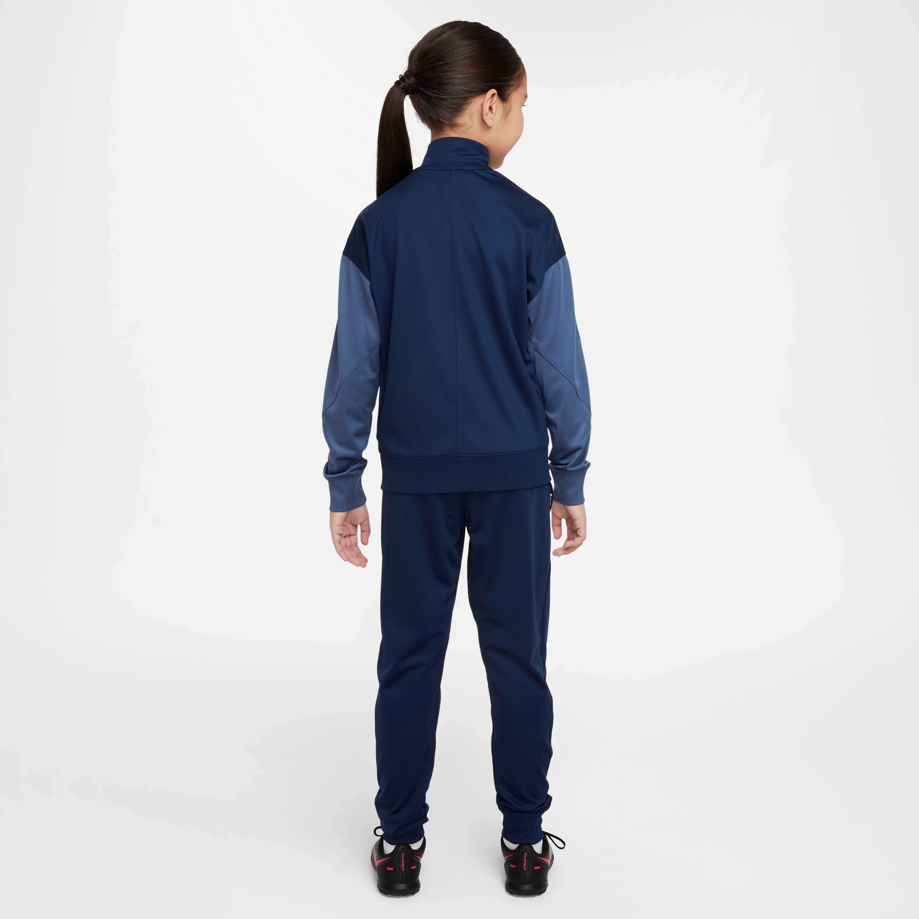 Pairis Saint-Germain Strike image number 1