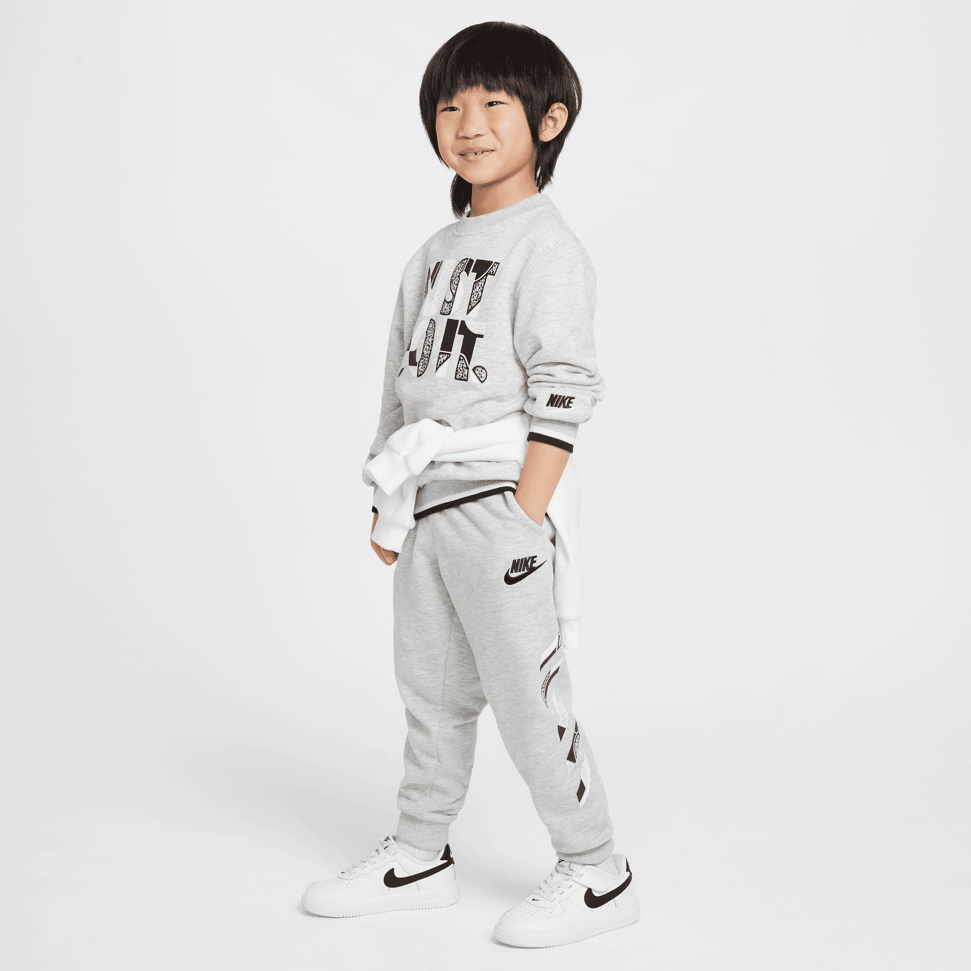 Nike Sportswear image number 3