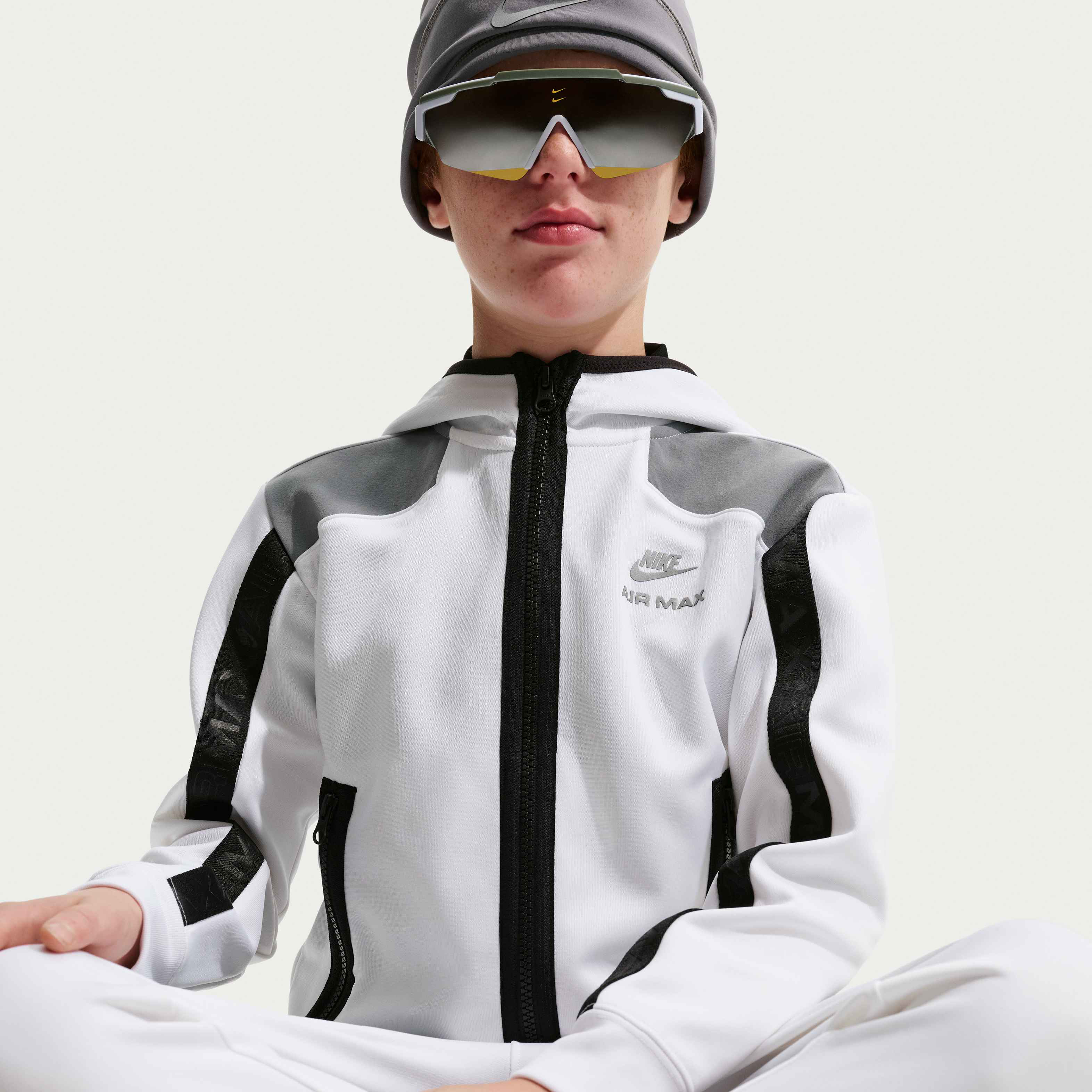 نايكي سبورتسوير image number 2