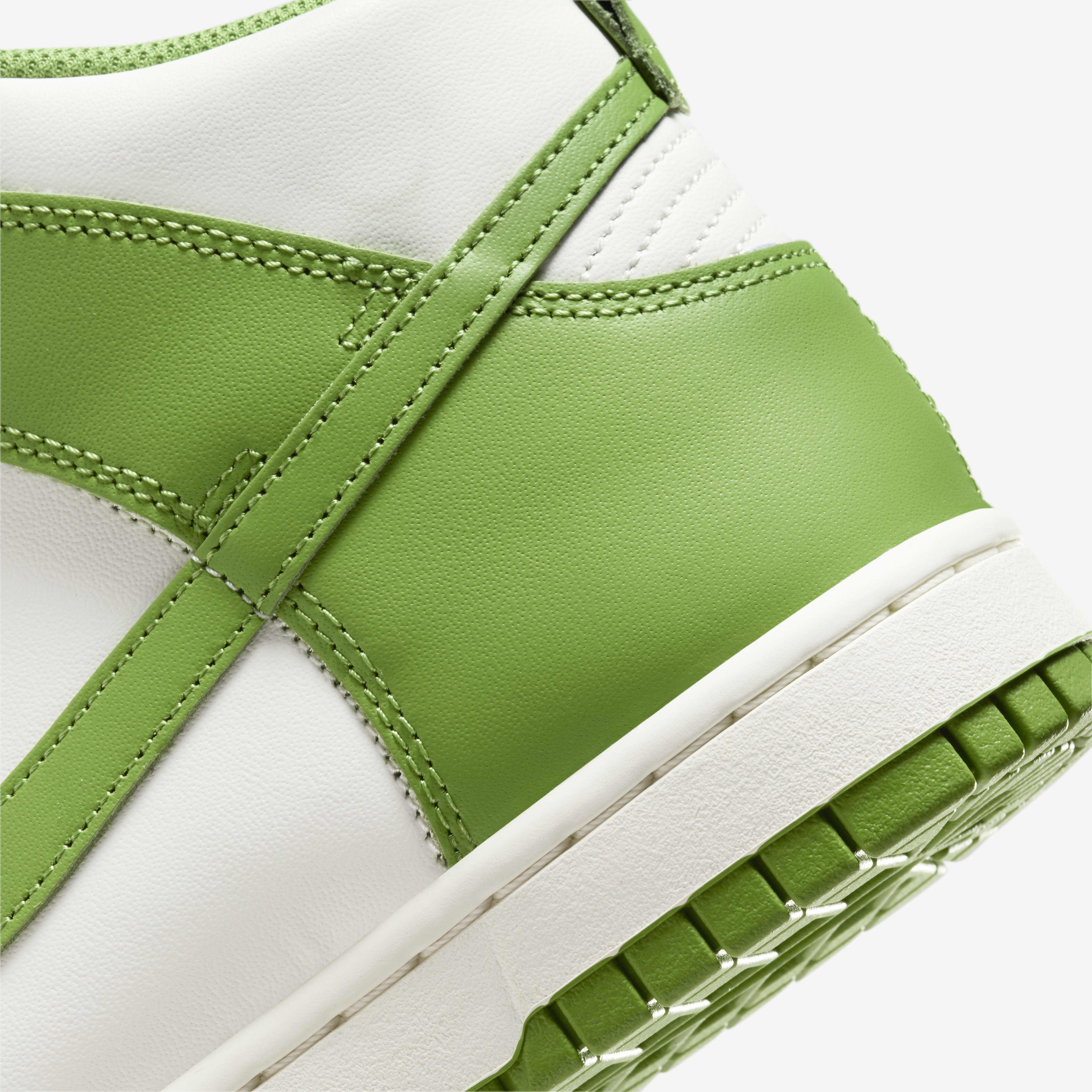 Nike Dunk High image number 7