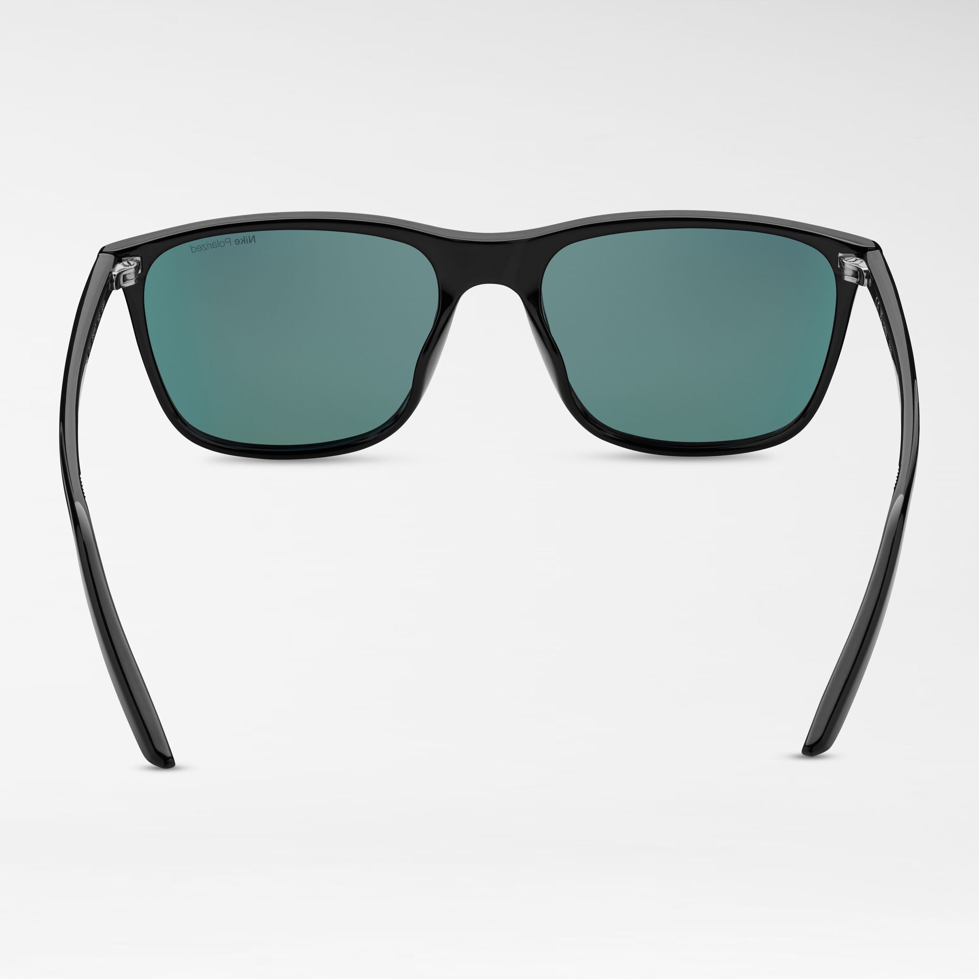 نايكي ستيت image number 4