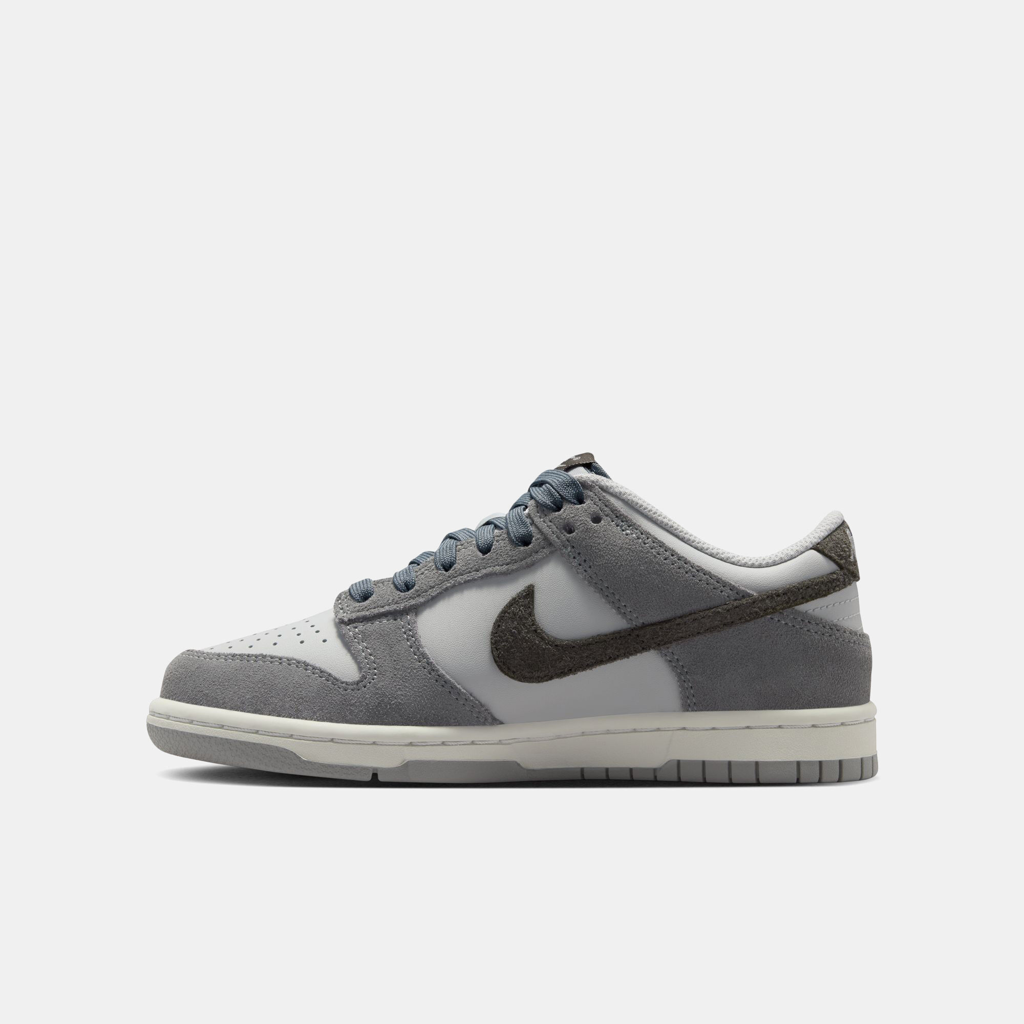 Nike Dunk Low SE image number 4