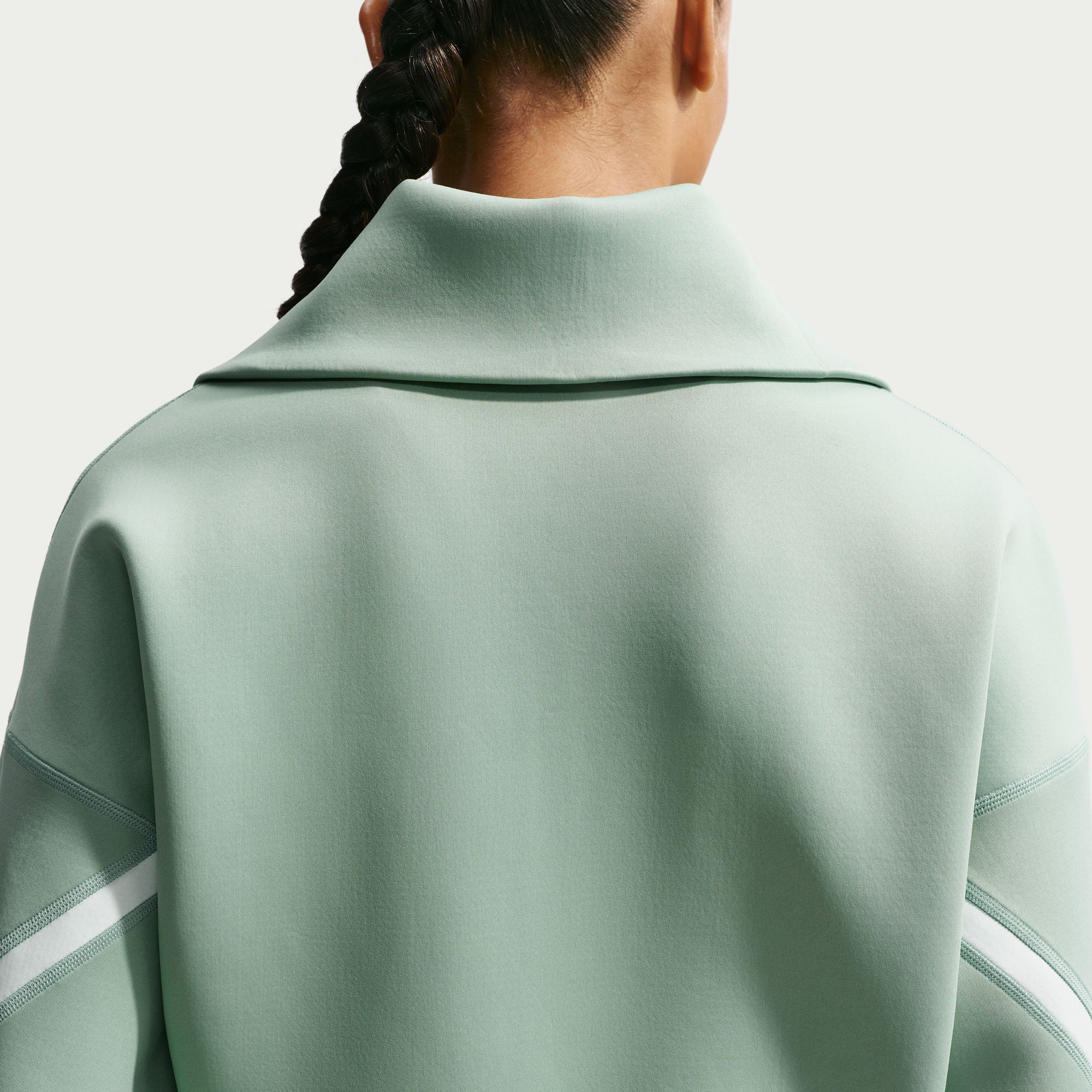 Nike Advantage image number 3