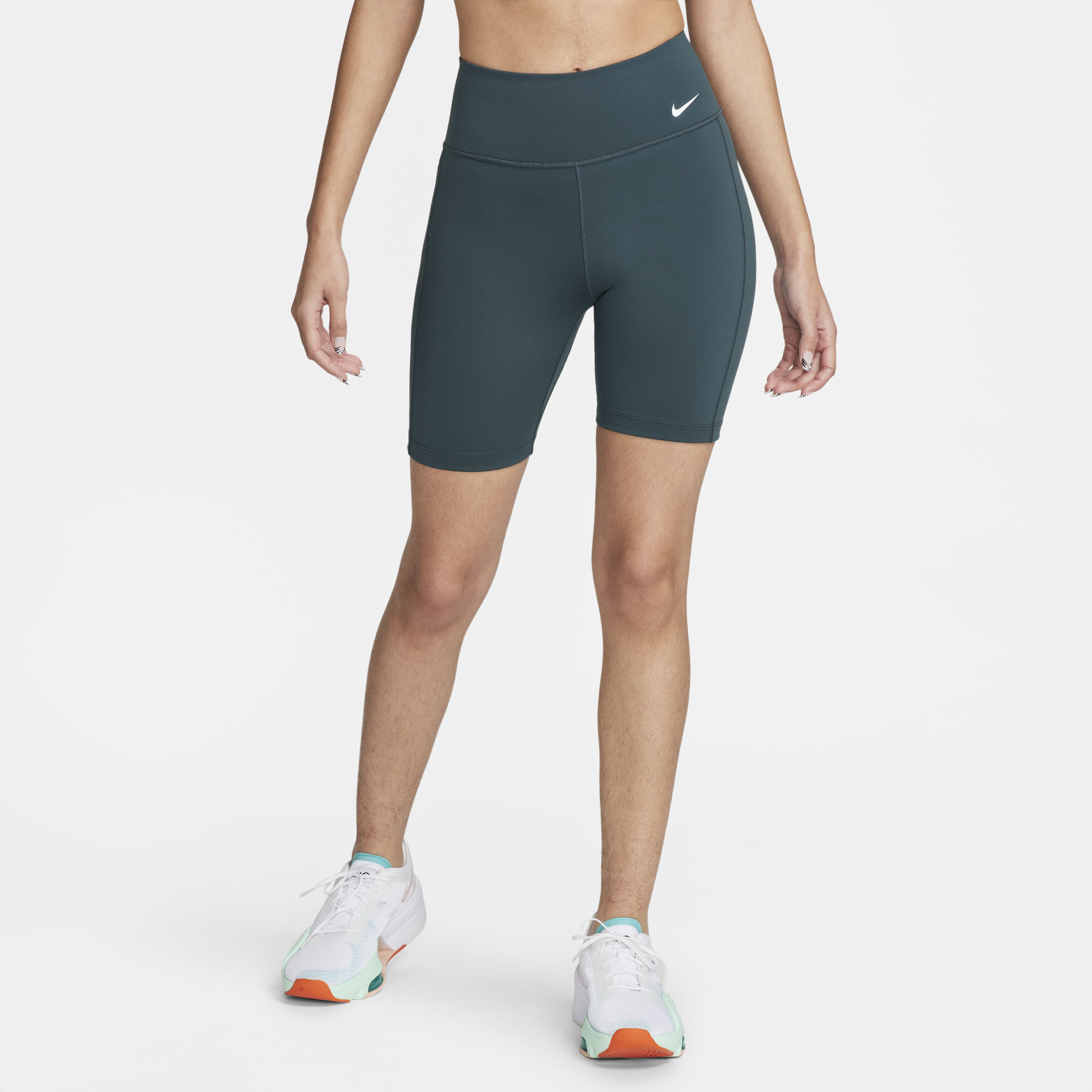 Nike One Leak Protection: Period image number 1