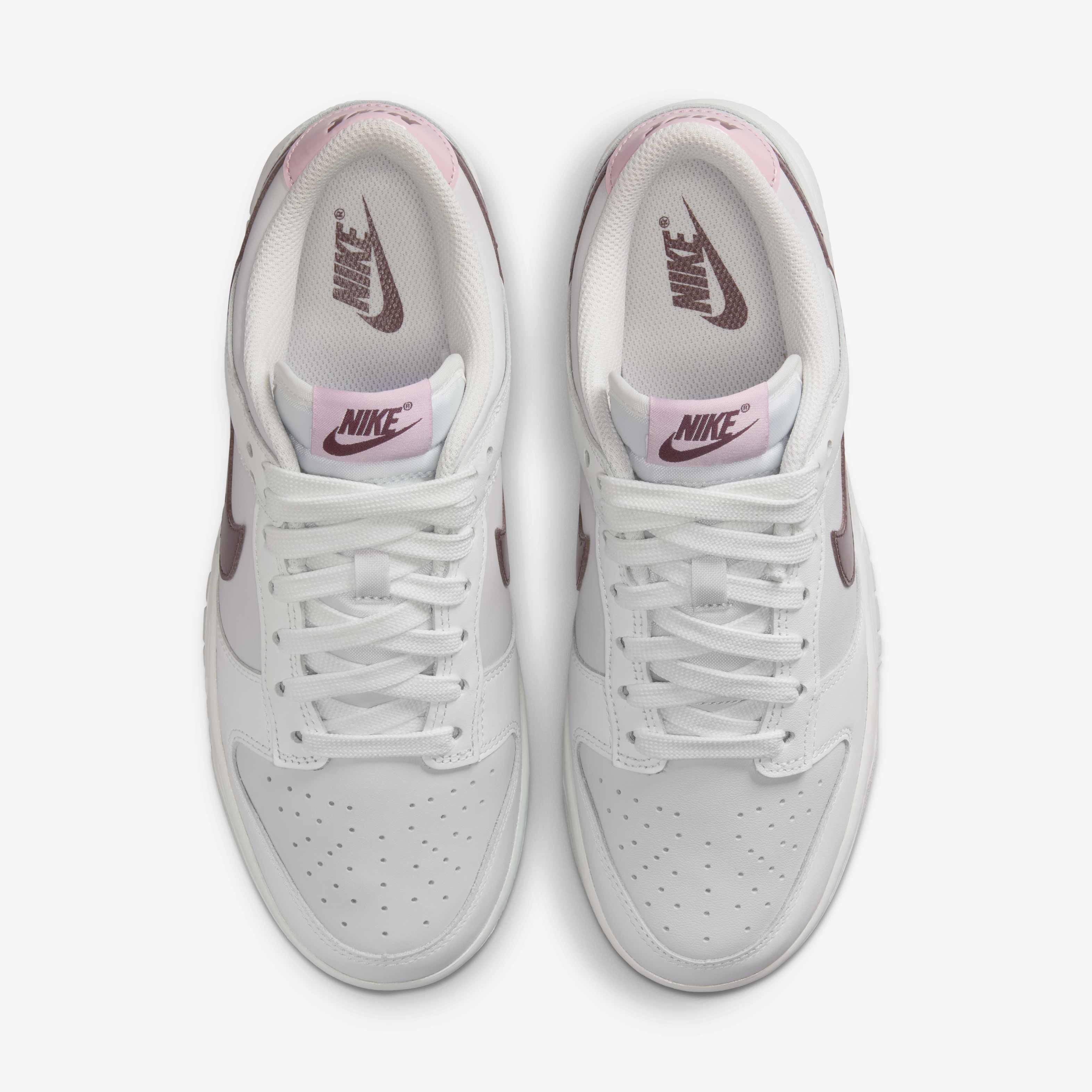 Nike Dunk Low image number 3