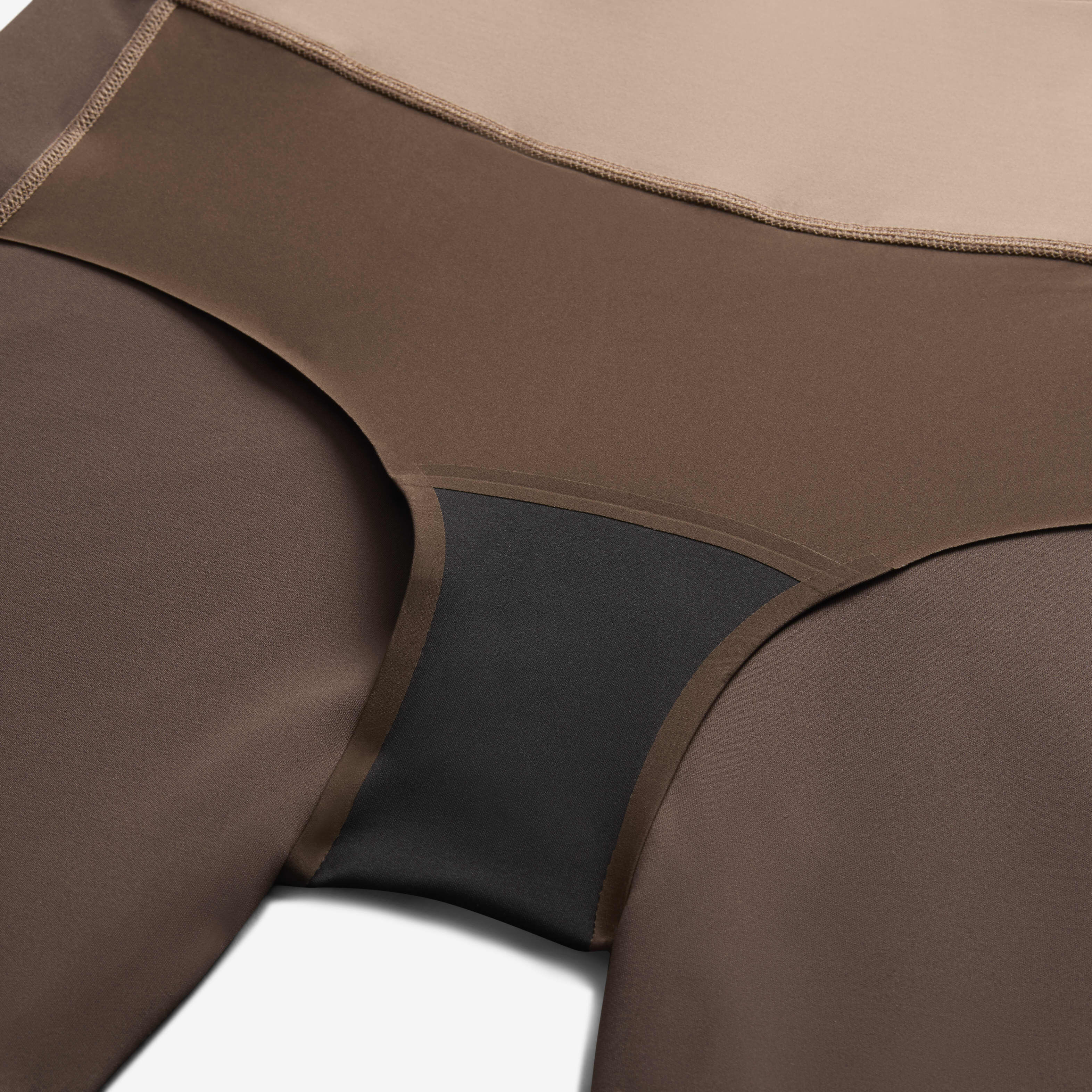 نايكي ون ليك بروتكشن: بيريود image number 3