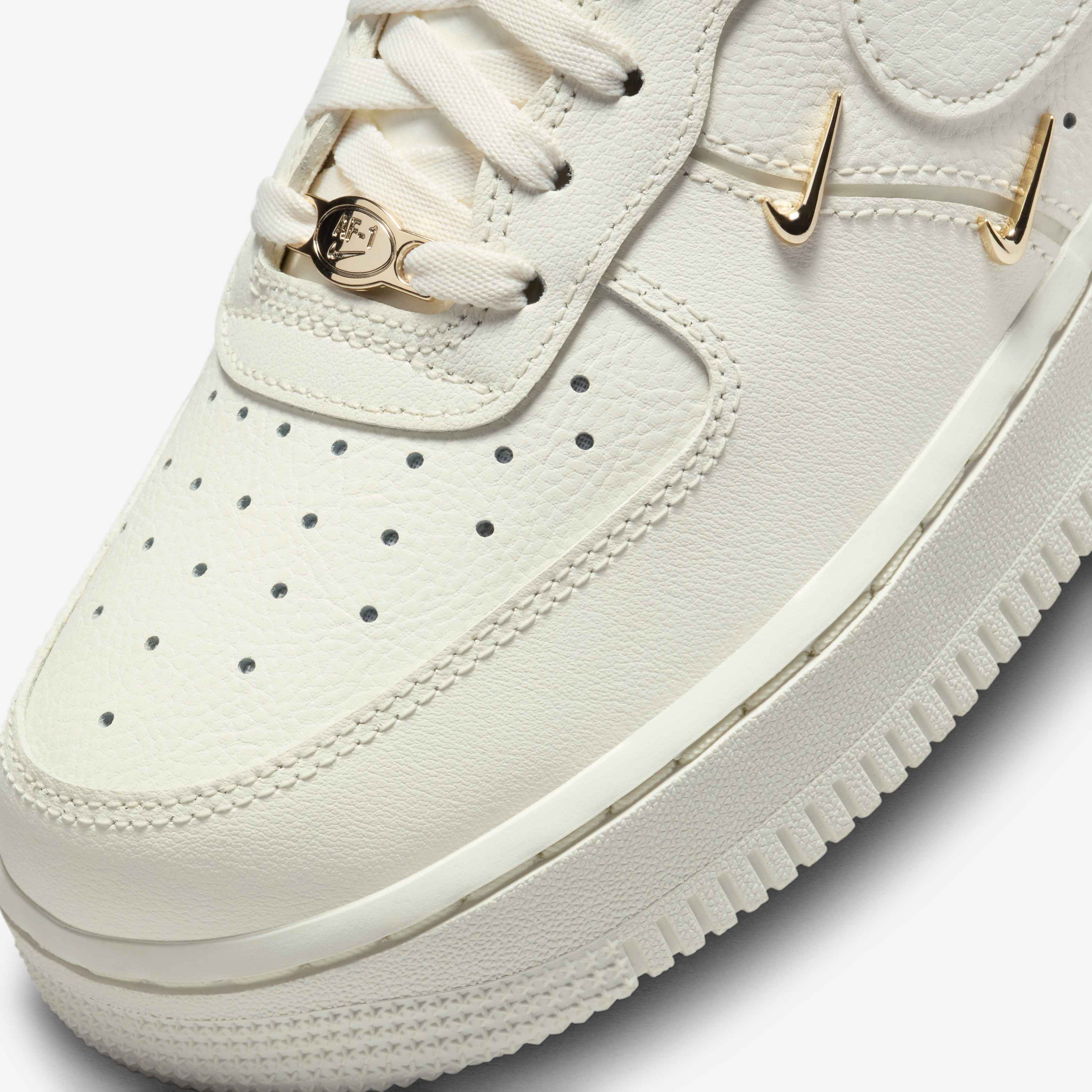 Nike Air Force 1 '07 LX image number 7