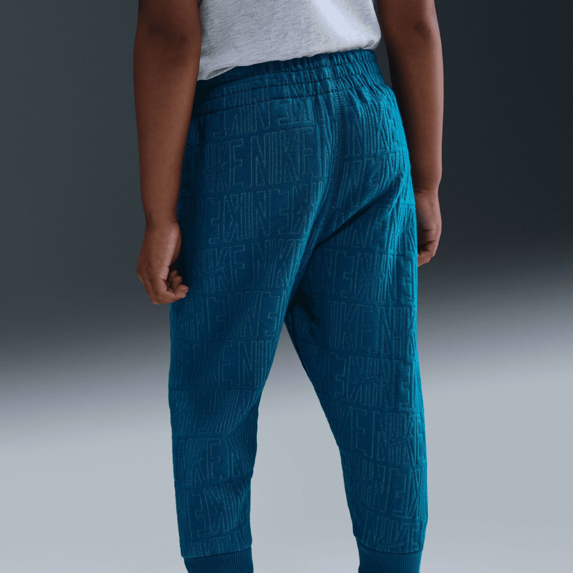 Nike Glow With Me image number 7