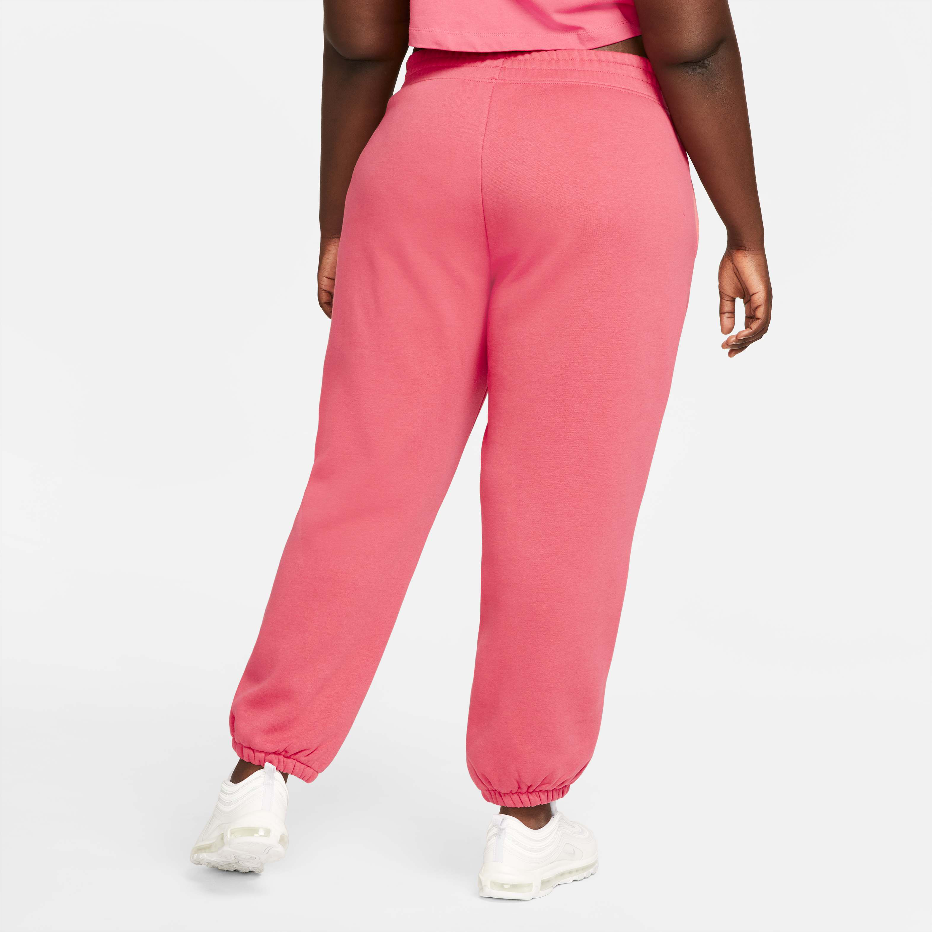 Nike Sportswear Trend image number 1