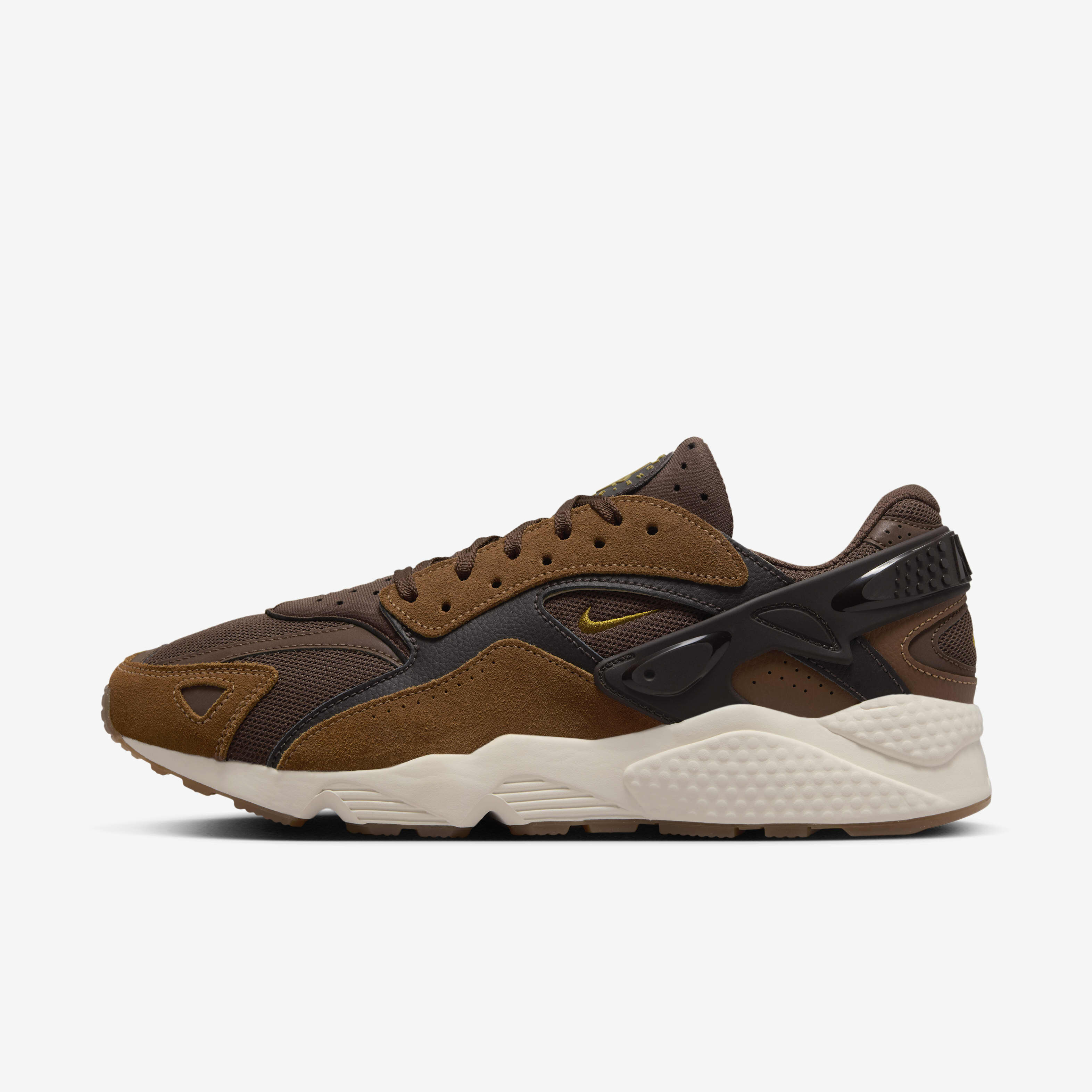 Buy Nike Air Huarache Runner Men s Shoes Cacao Wow Light British Tan Velvet Brown Bronzine Nike Kuwait Official