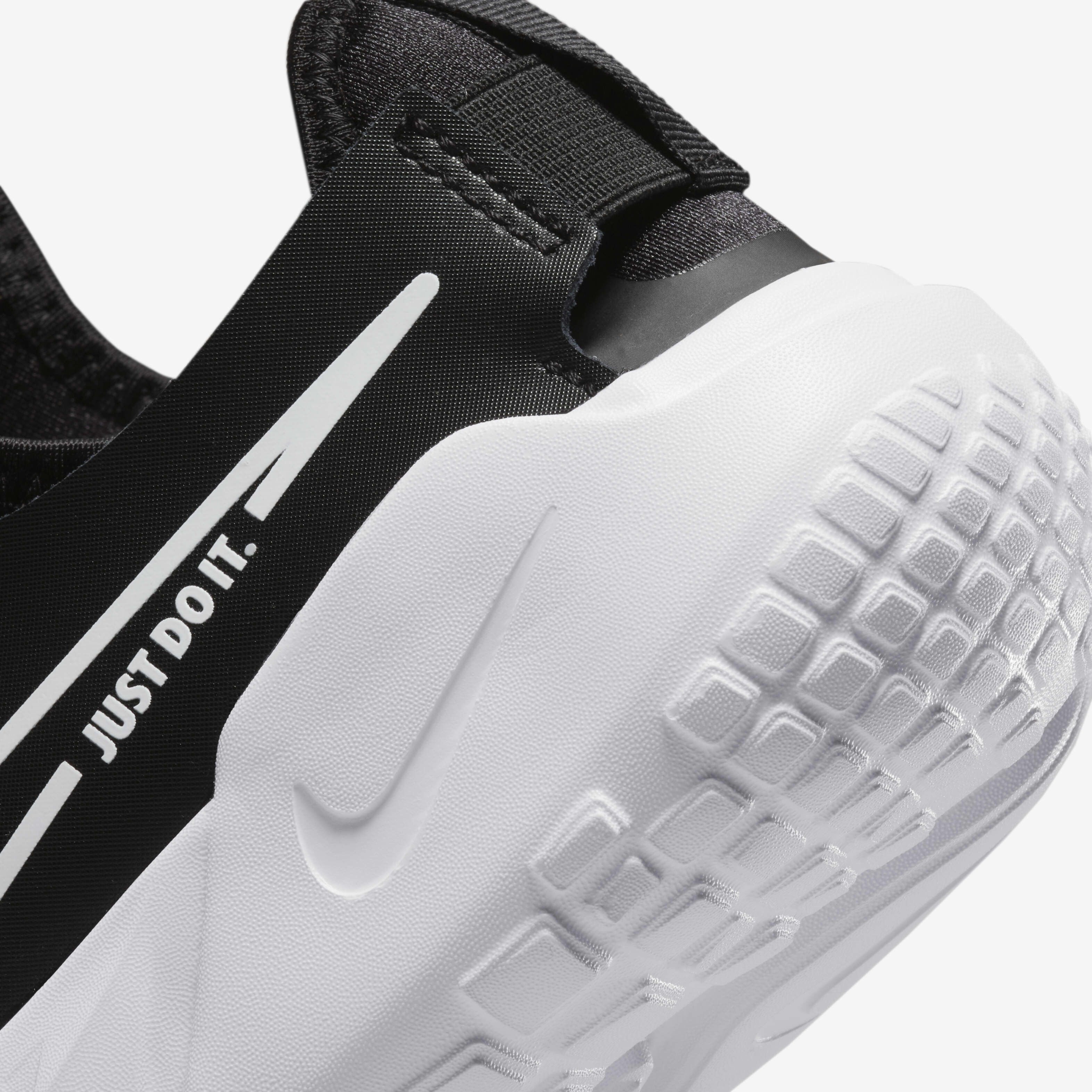 Buy Nike Flex Runner 2 Older Kids Road Running Shoes Nike Kuwait Official