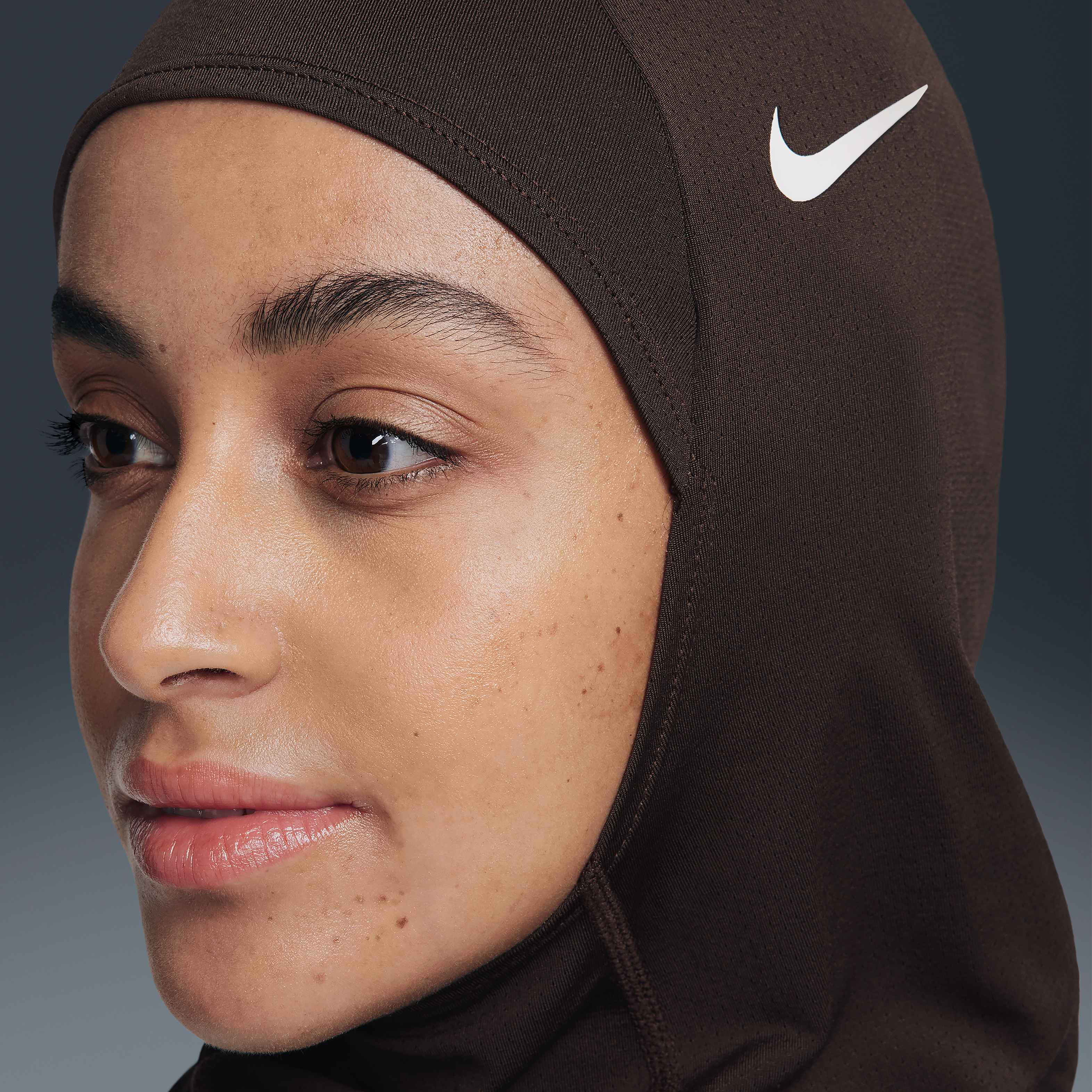 Nike Pro image number 3