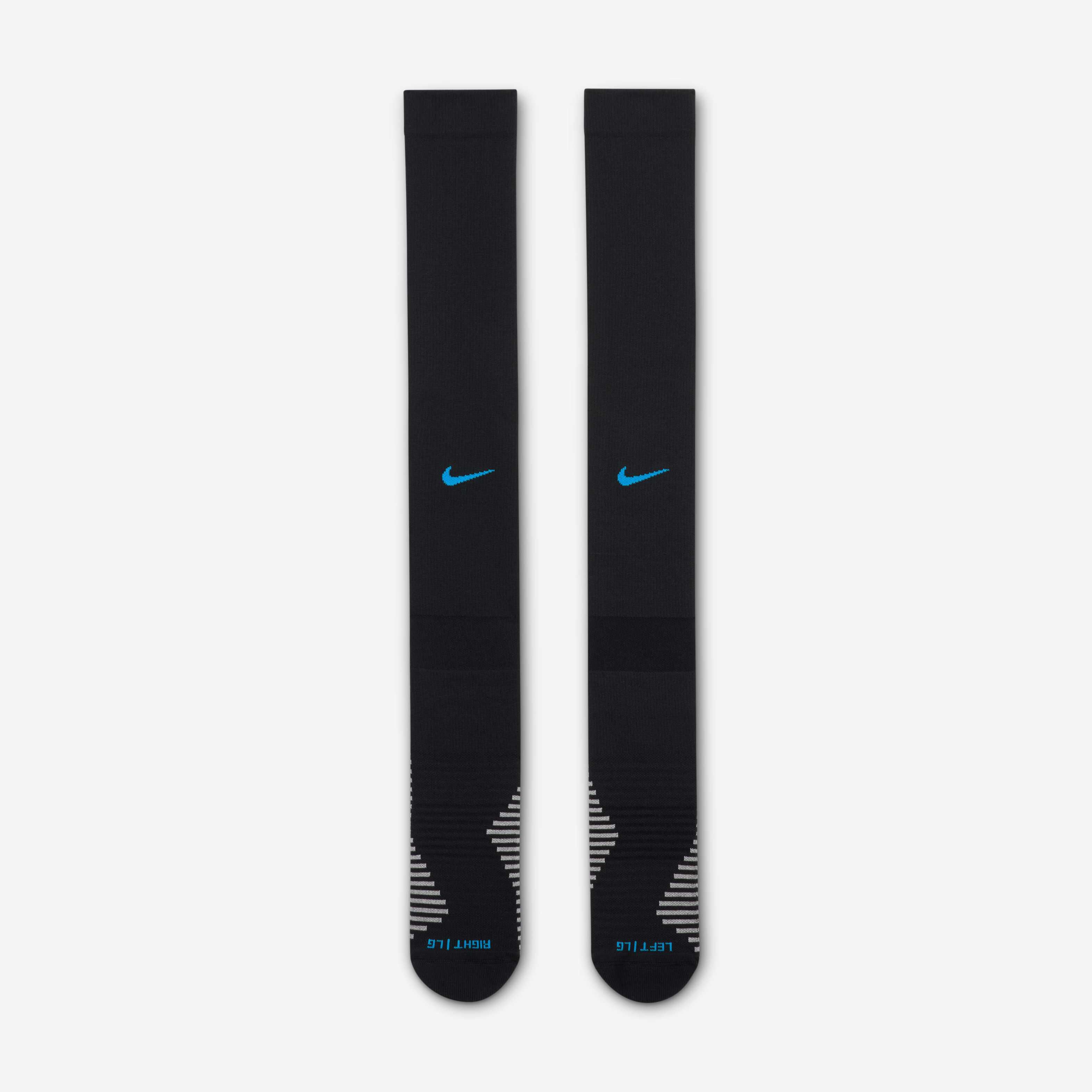 England Strike Away image number 1