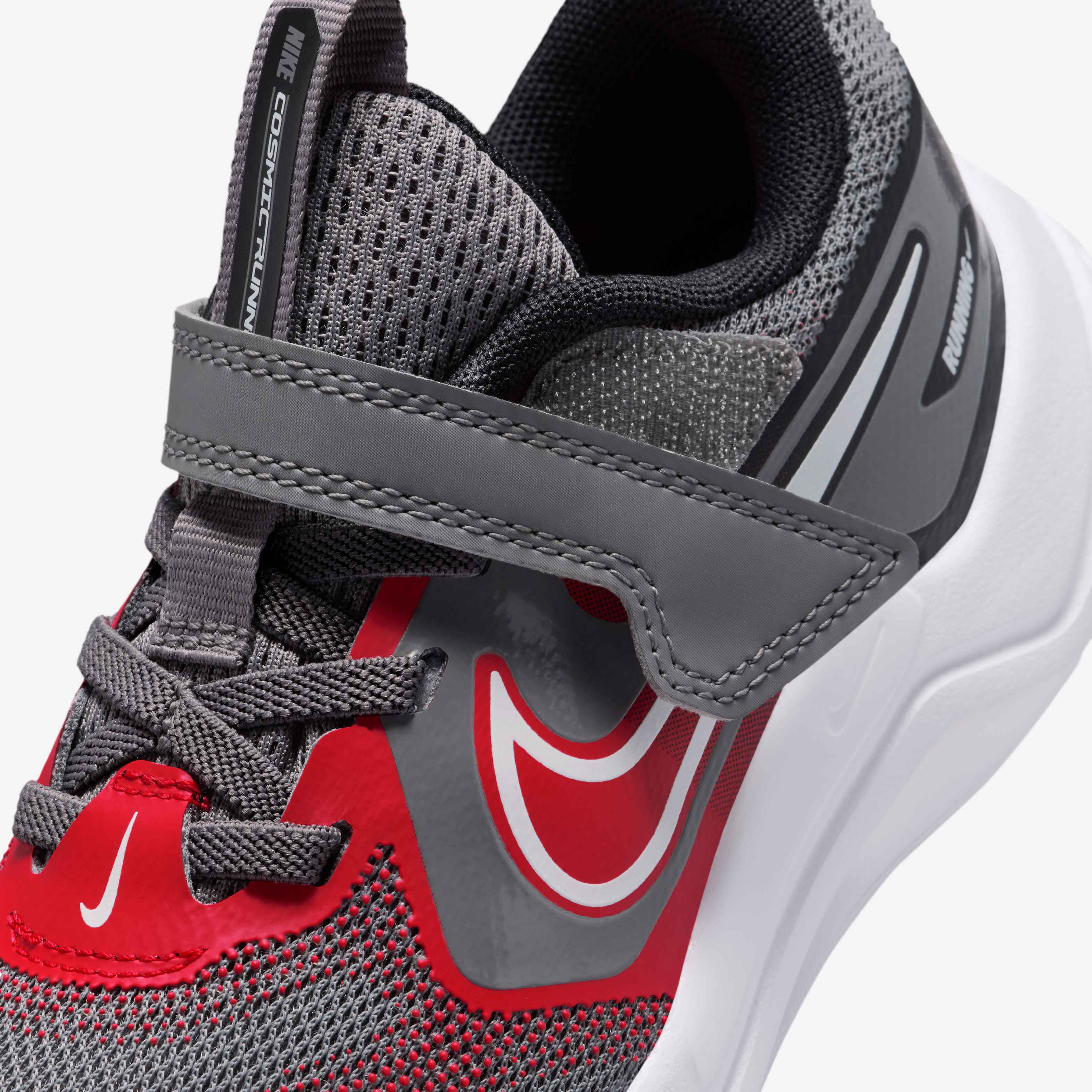 Nike Cosmic Runner image number 6