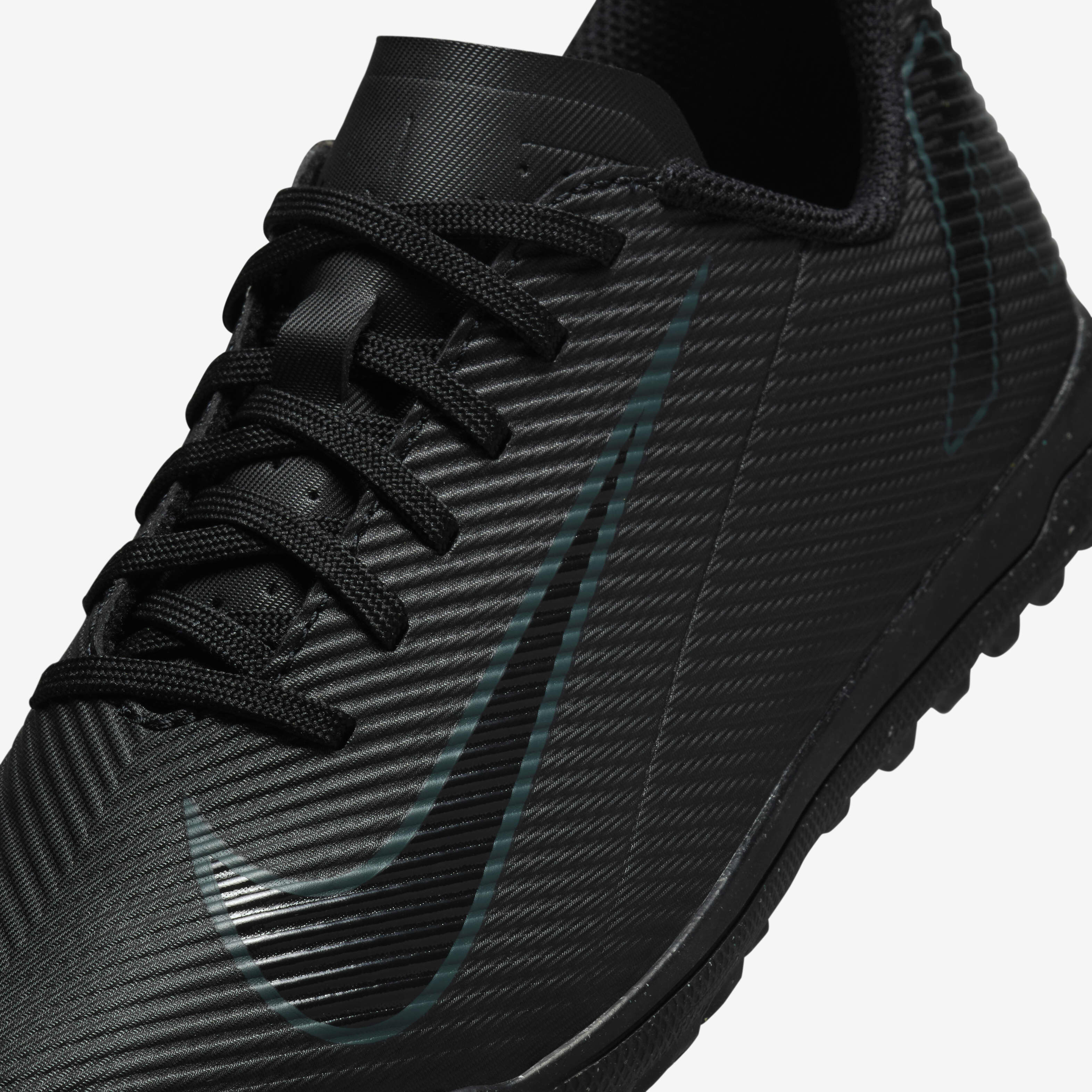 Buy Nike Jr. Mercurial Vapor 16 Club Younger Older Kids TF Low Top Football Shoes Nike Kuwait Official