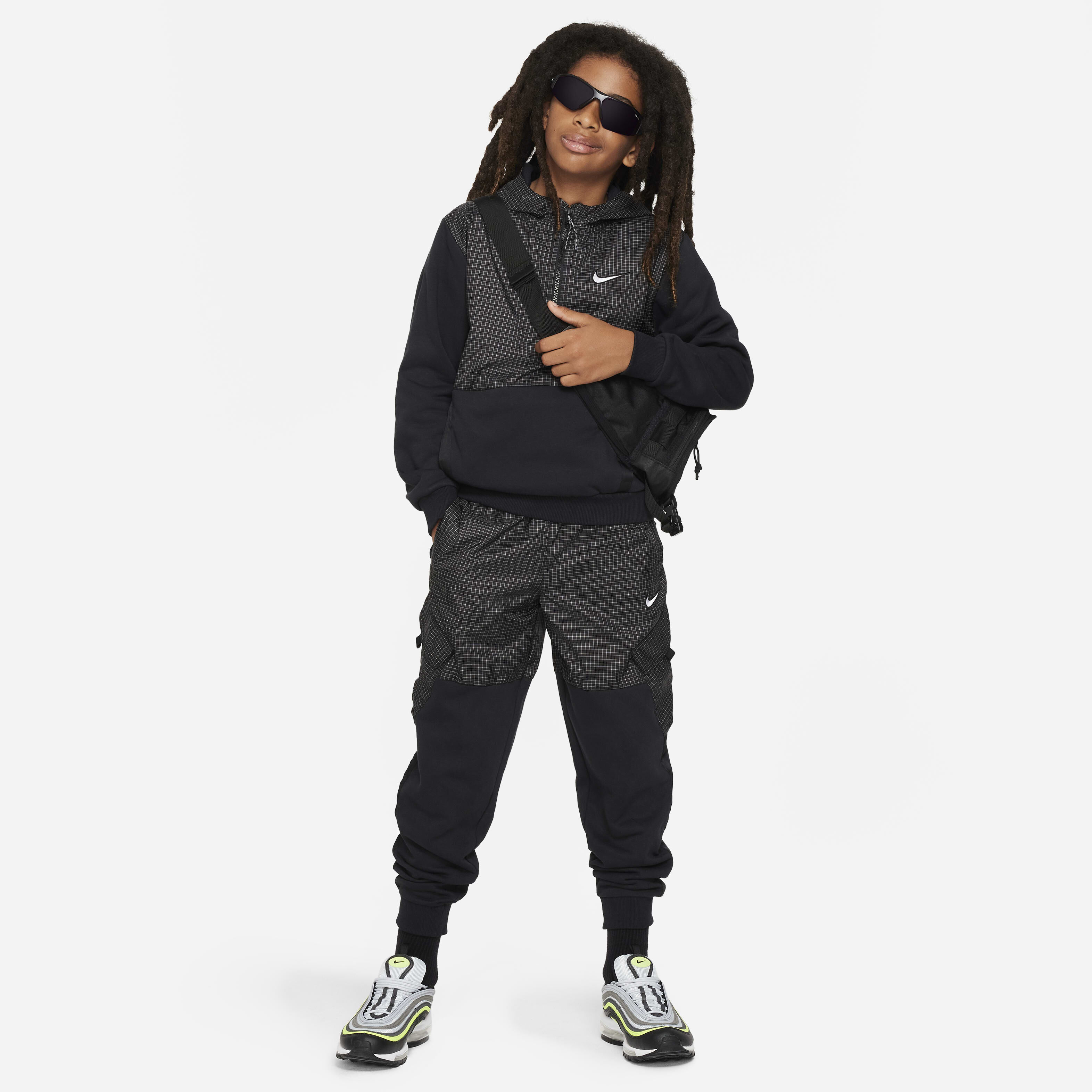 Nike Outdoor Play EasyOn image number 4