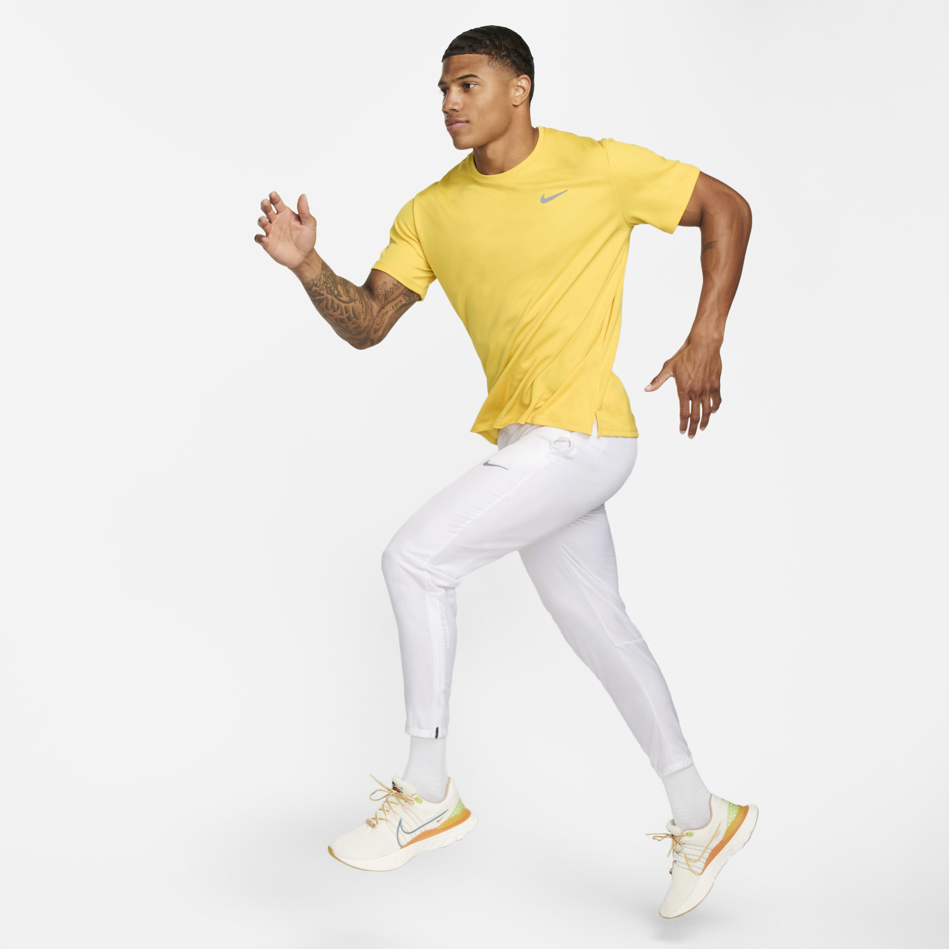 نايكي ميلر image number 4