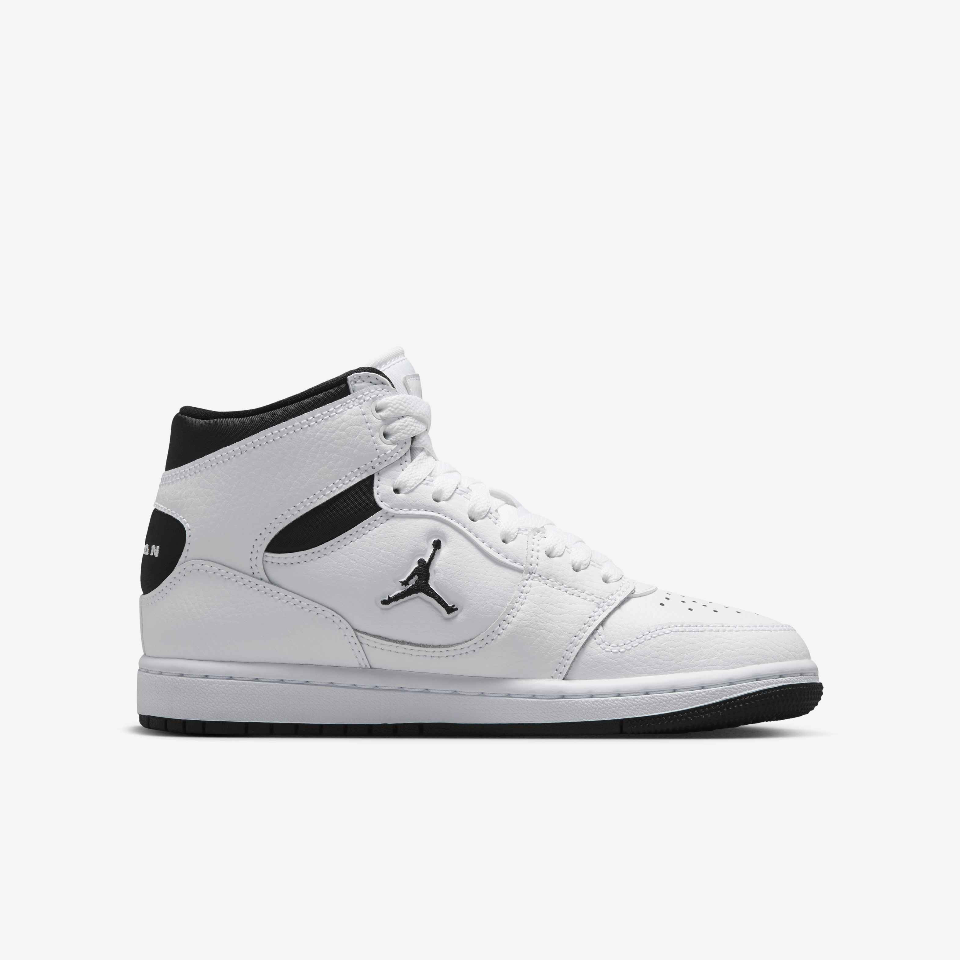 Jordan Court Connect Mid image number 2