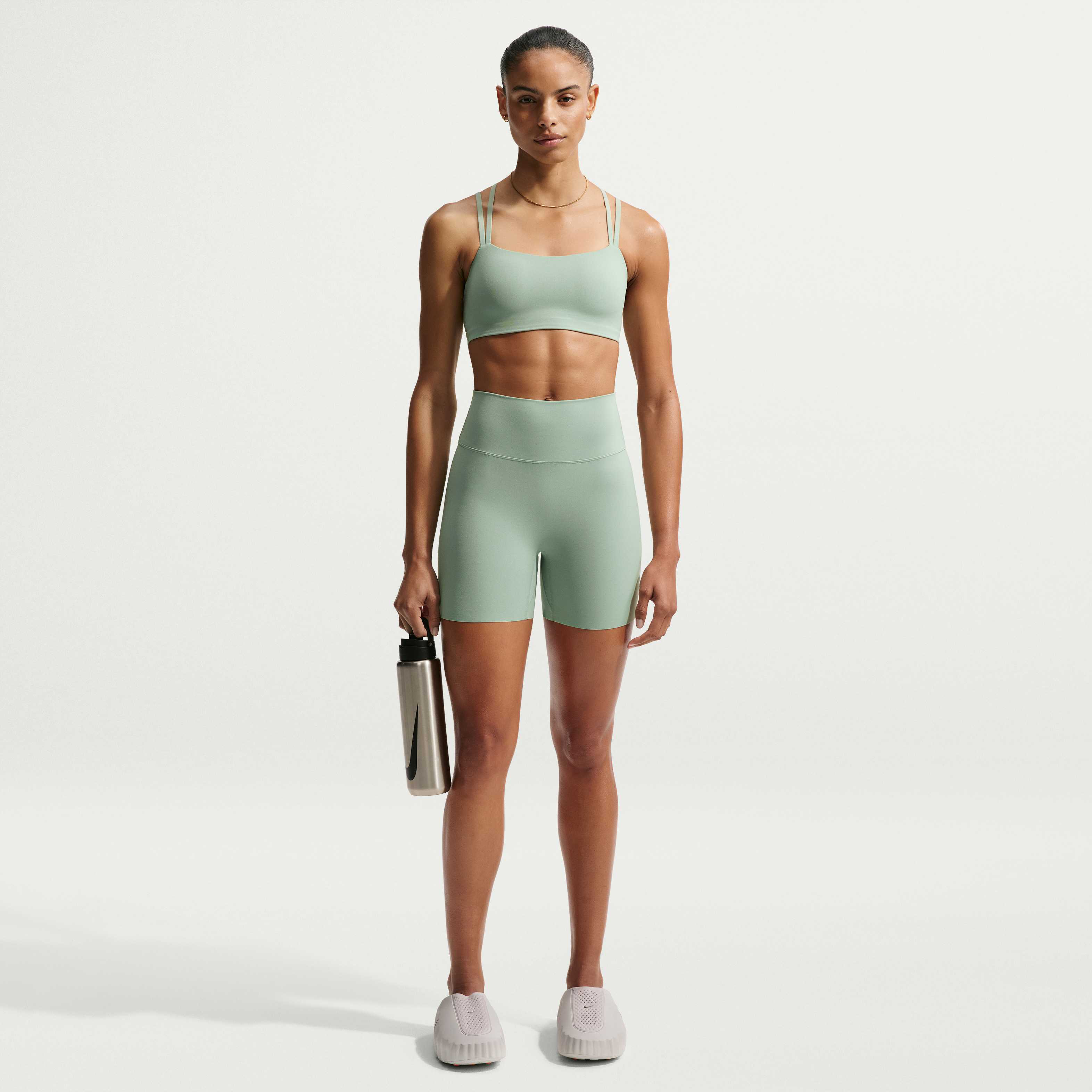 Nike Zenvy Strappy image number 3
