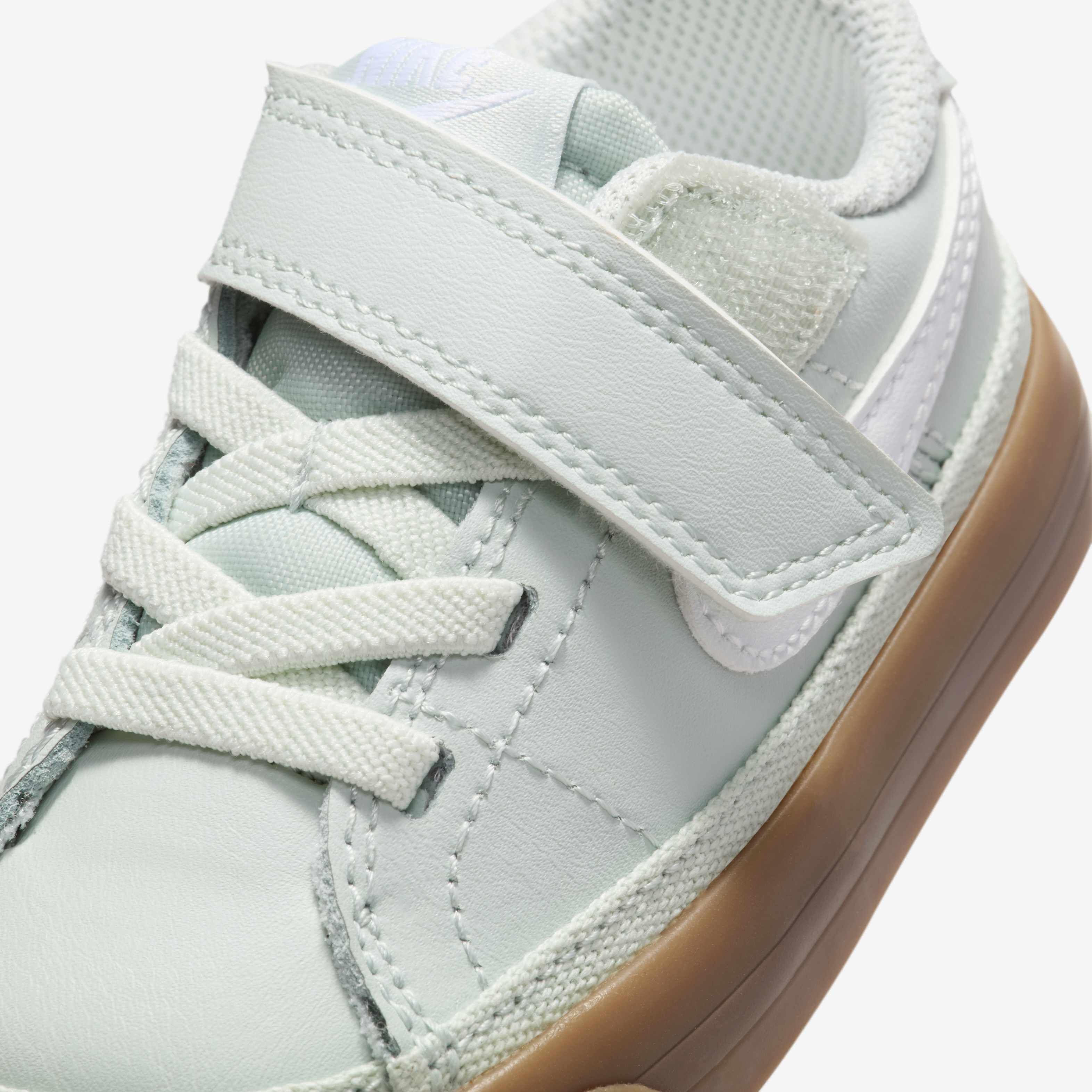 NikeCourt Legacy image number 6