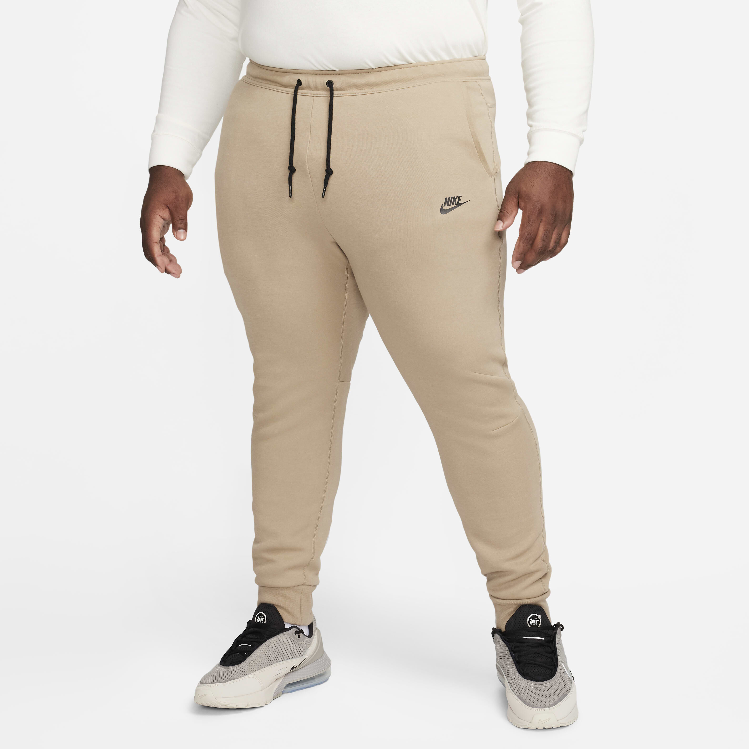 Nike Sportswear Tech Fleece image number 11