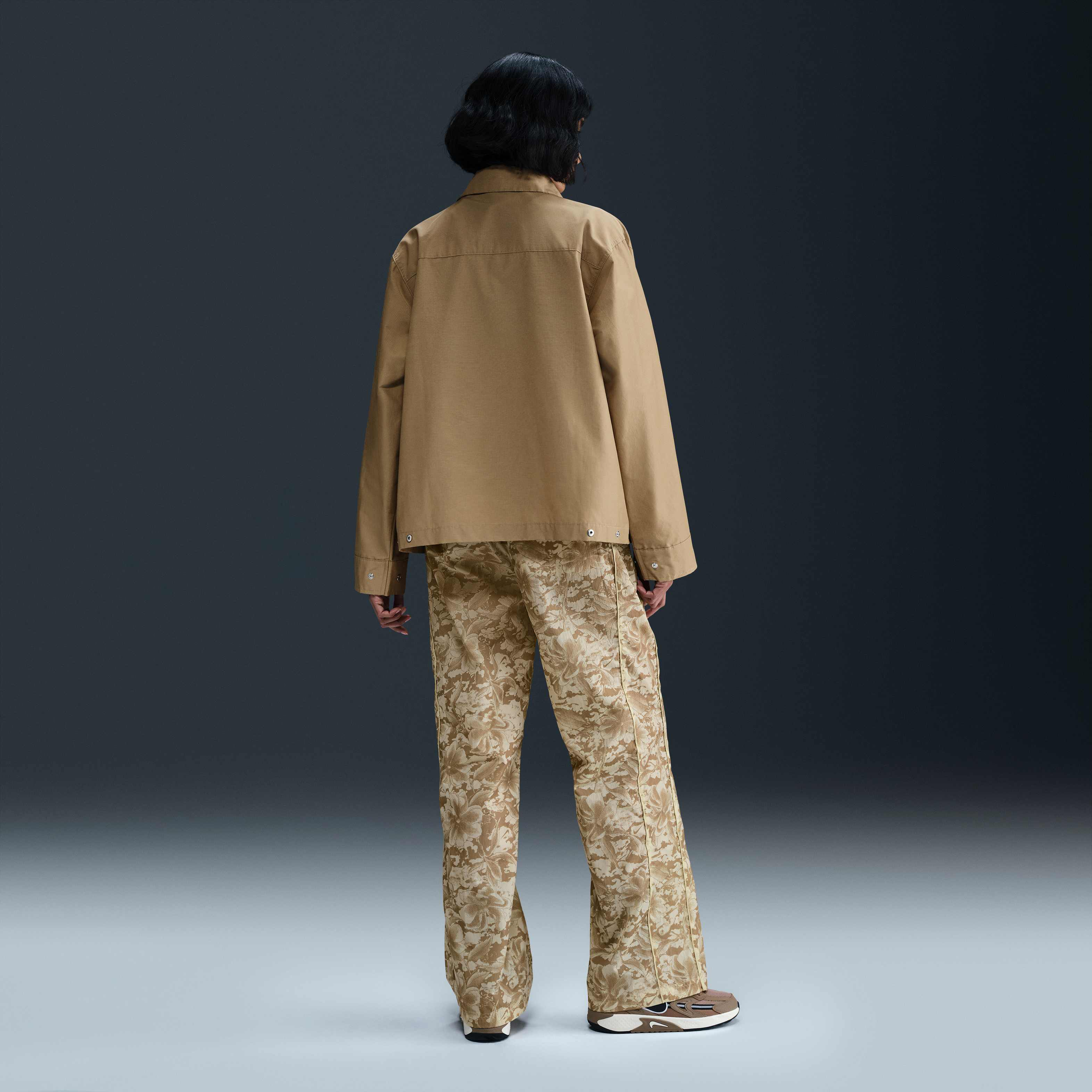 Nike Sportswear Everything Wovens image number 4