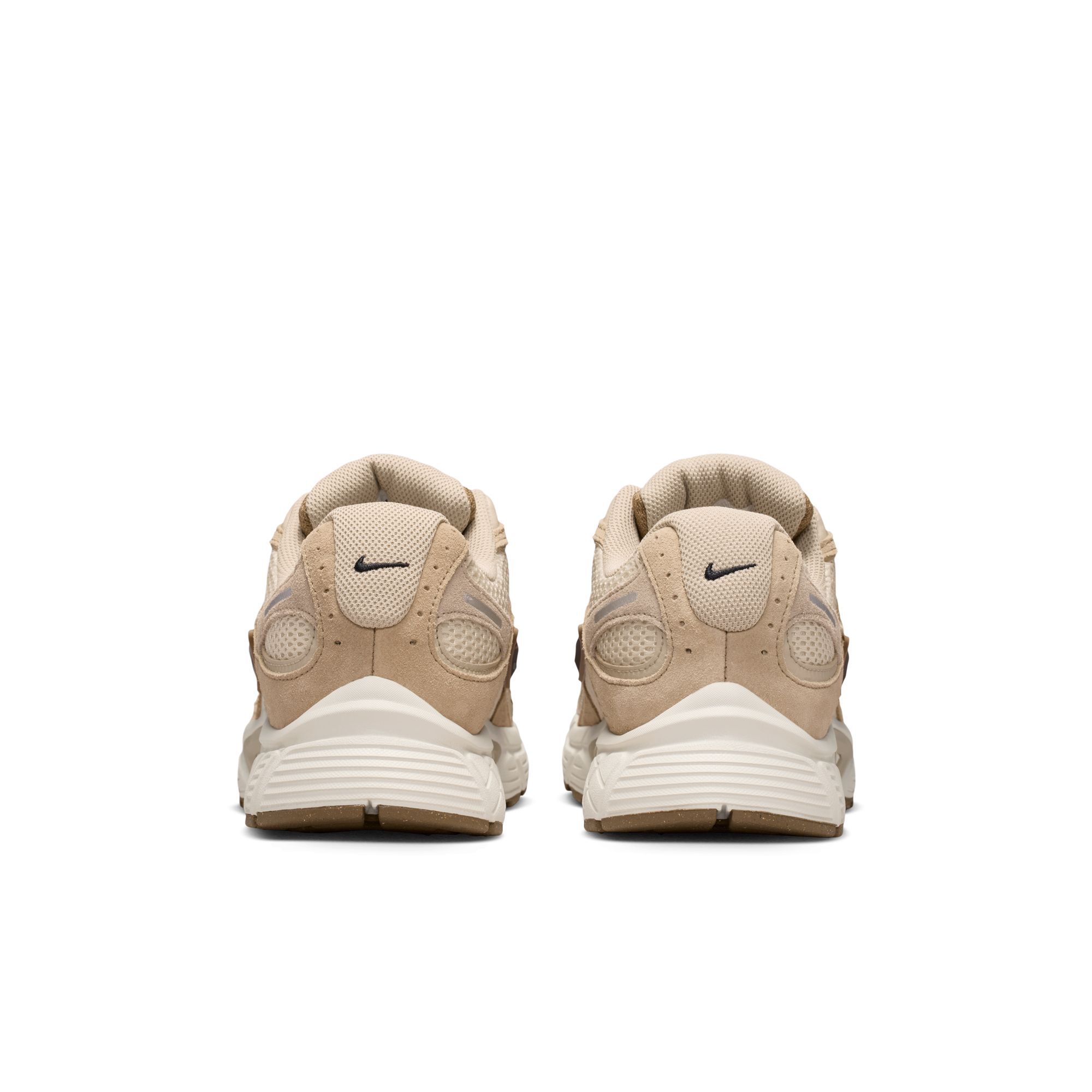 Nike V5 RNR Suede image number 1