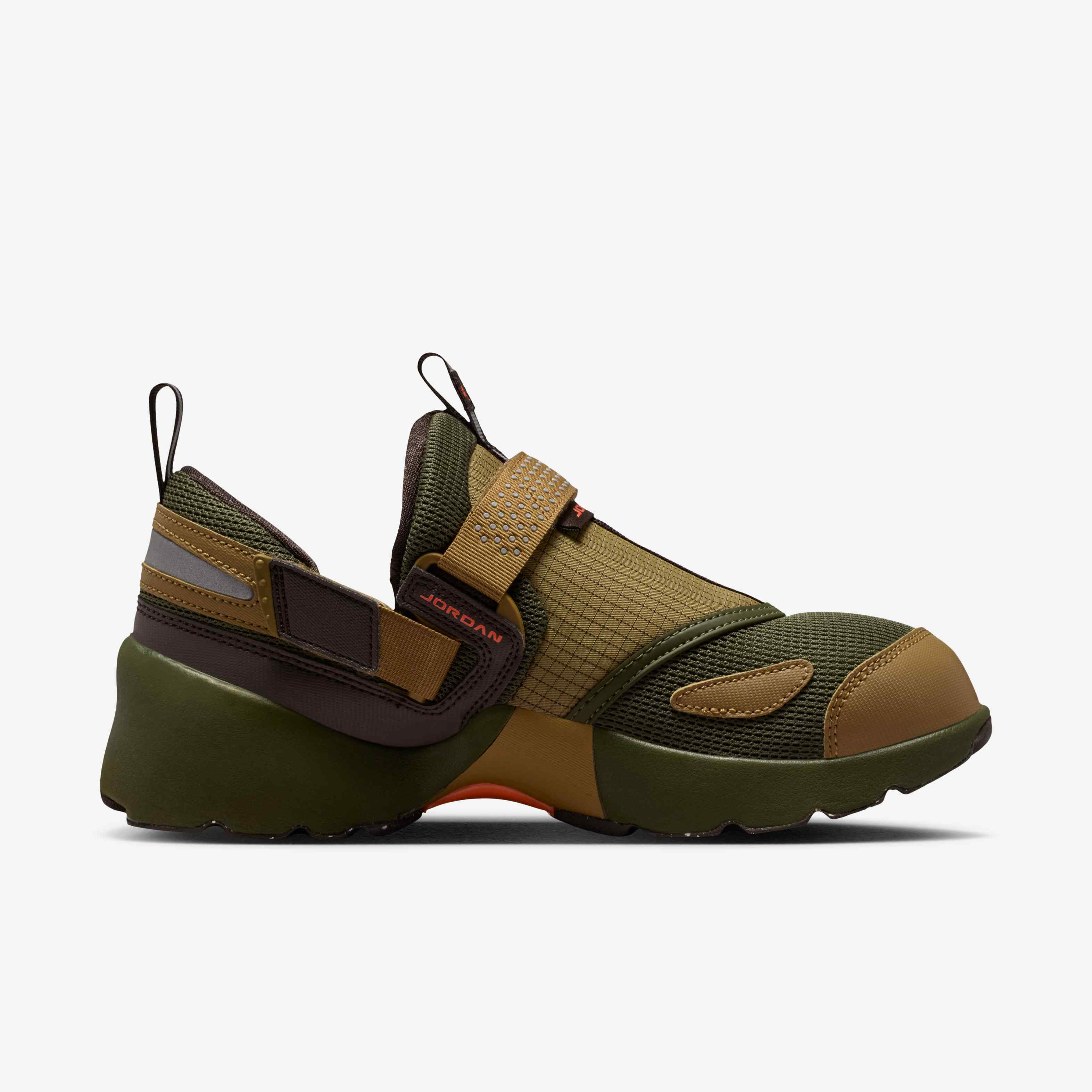 Jordan Trunner LX image number 2