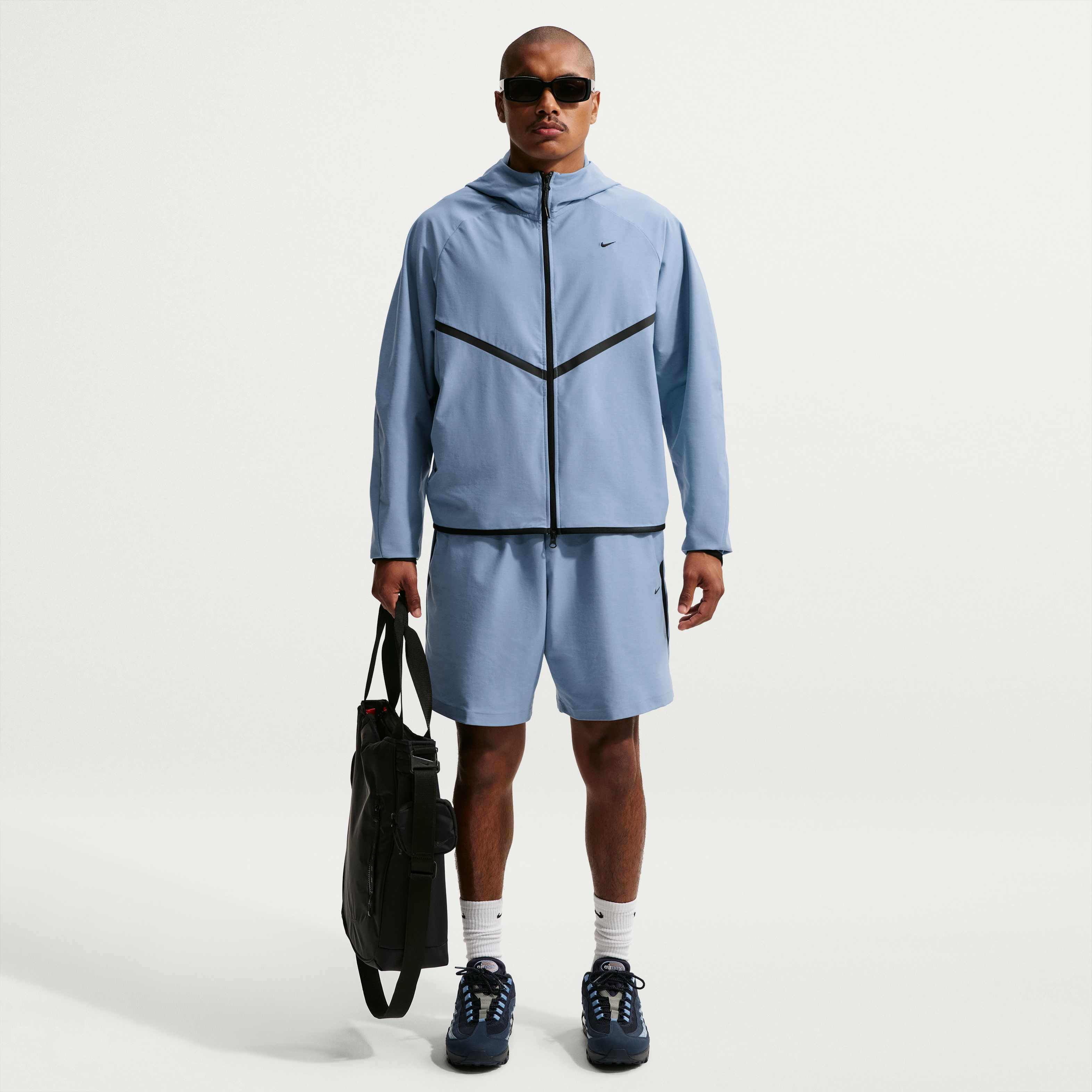 نايكي سبورتسوير تك image number 3