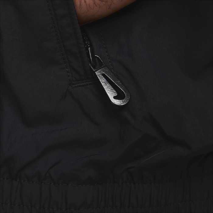 نايكي سبورتسوير سولو سووش image number 14 نايكي سبورتسوير سولو سووش image number 14