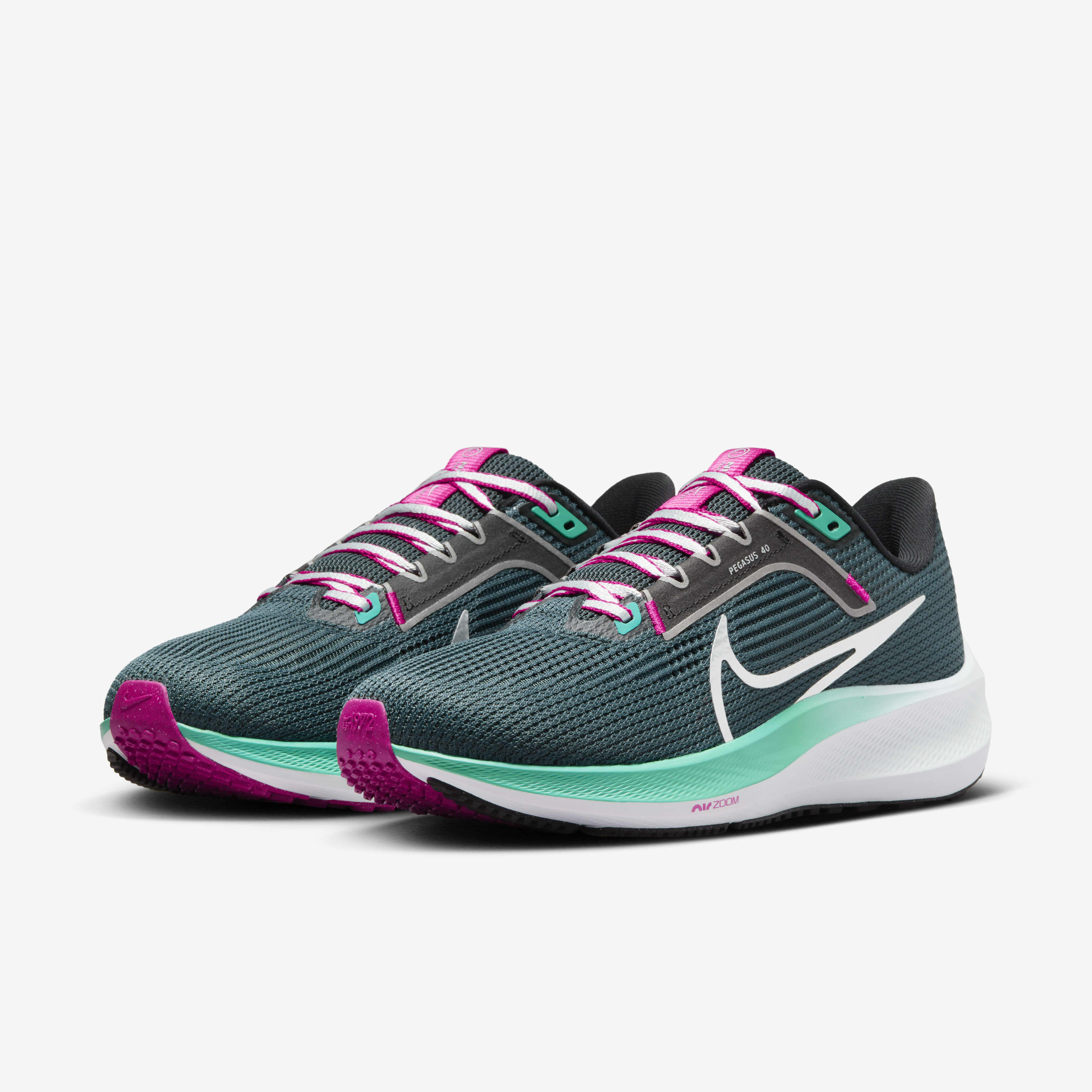 Nike Pegasus 40 image number 4