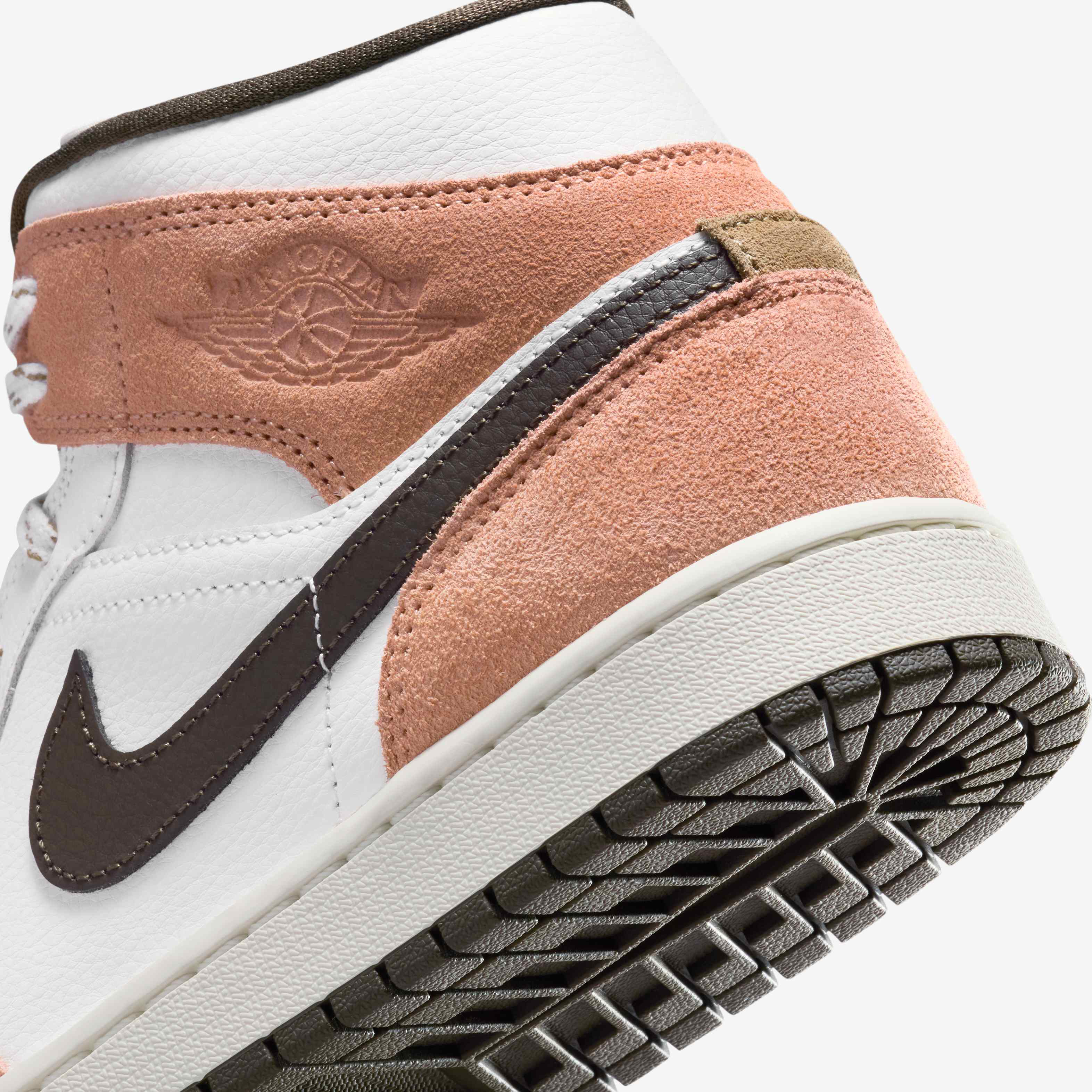 اير جوردن 1 ميد image number 7