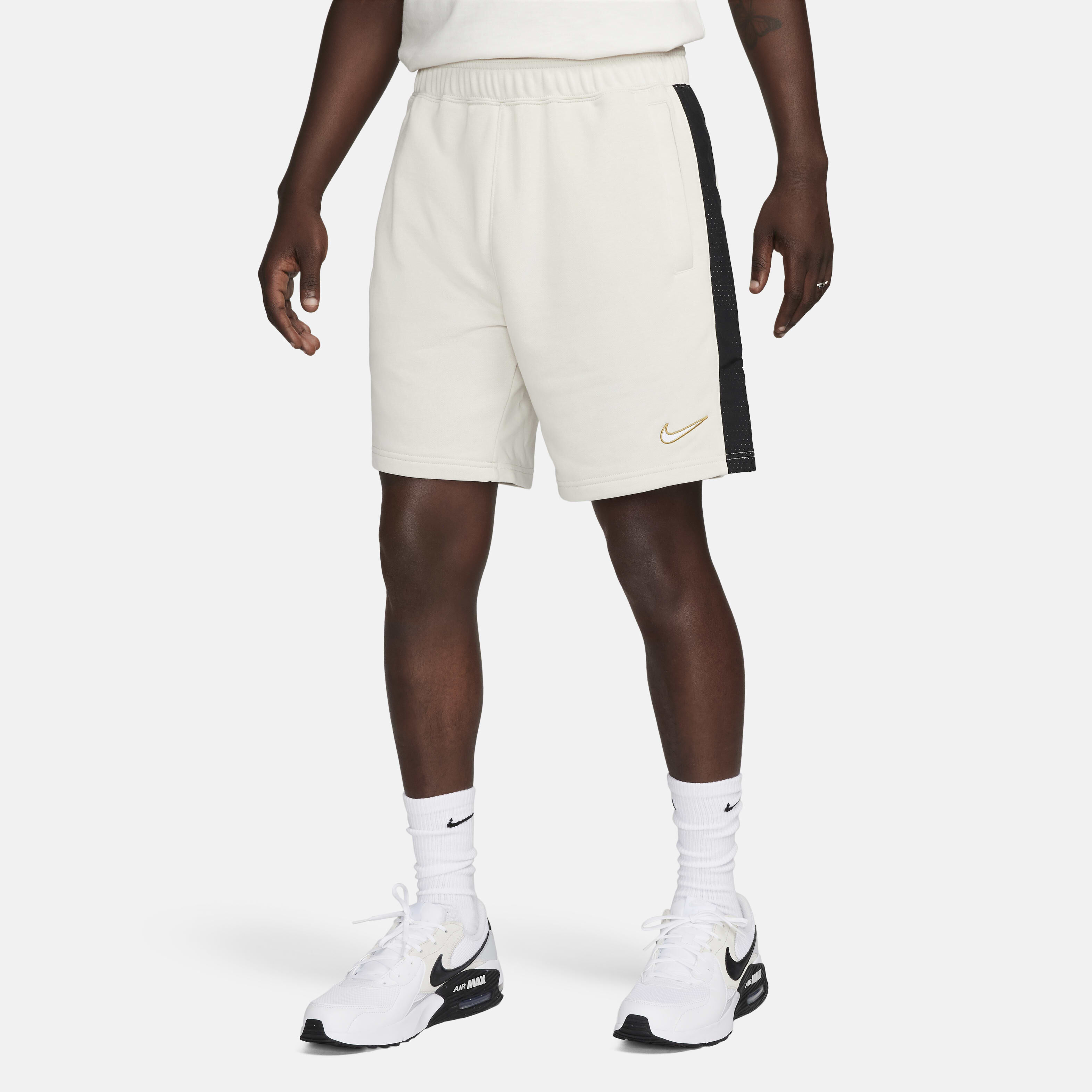 Nike Sportswear image number 0