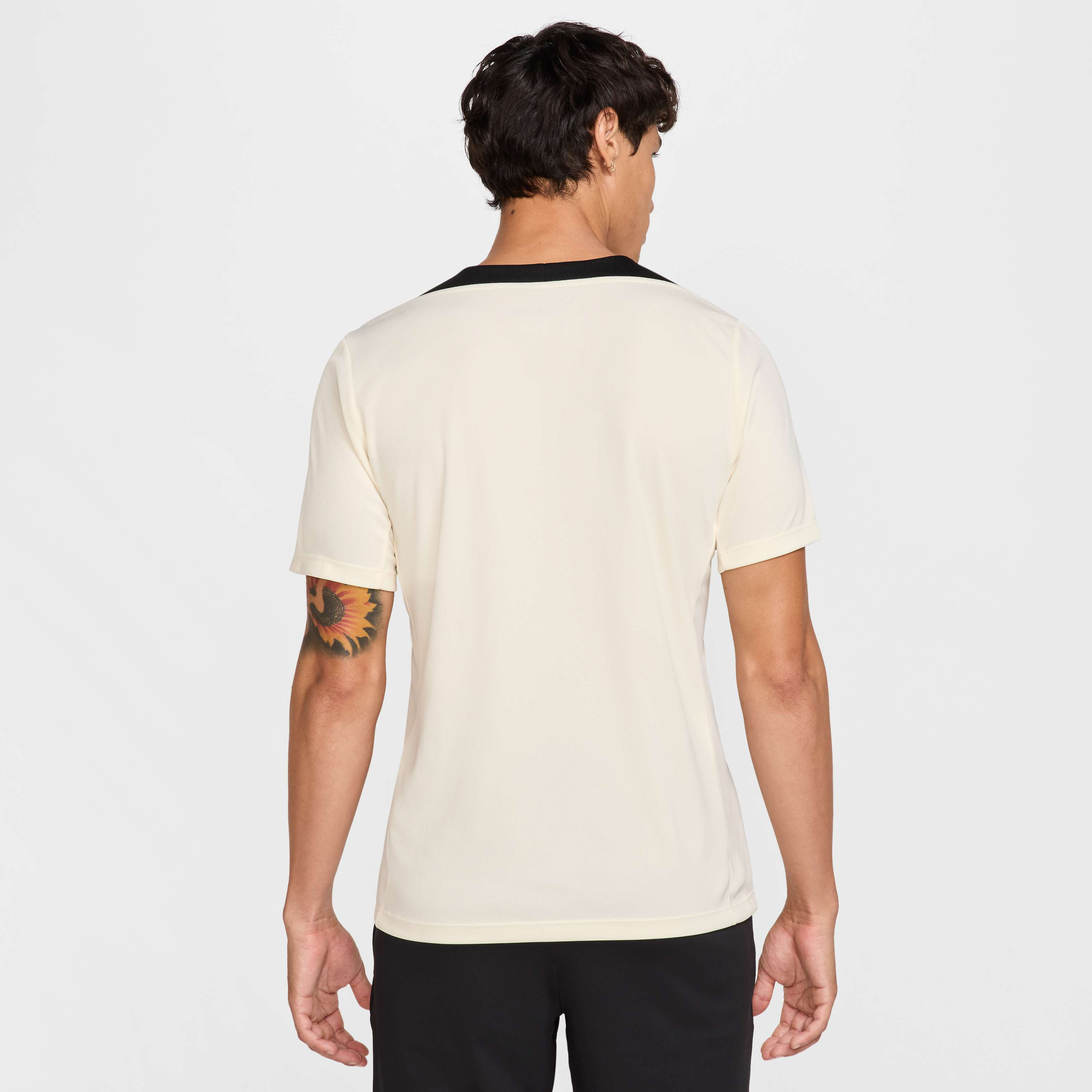 ليفربول سترايك سبيشال اديشن image number 1