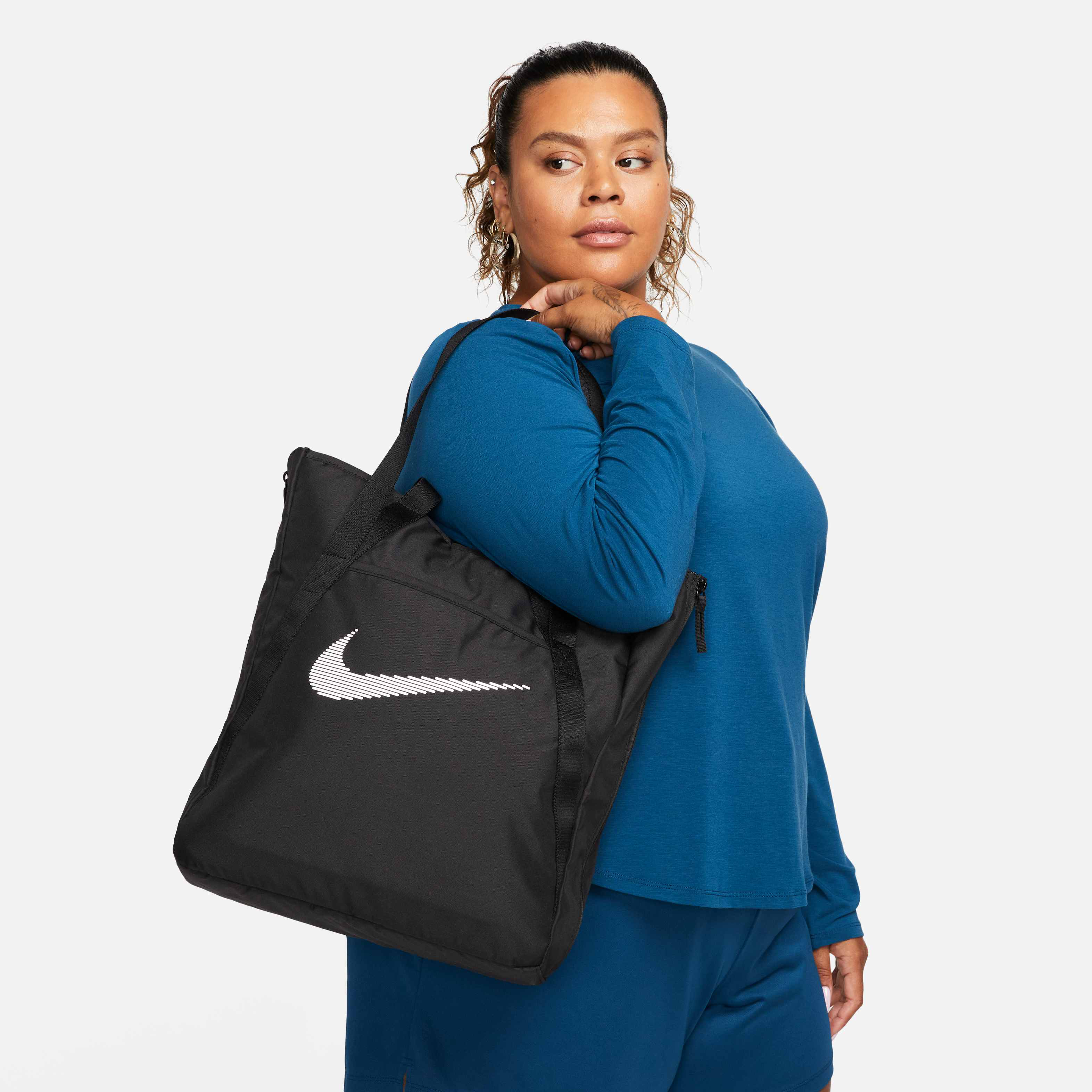 nike black tote bag