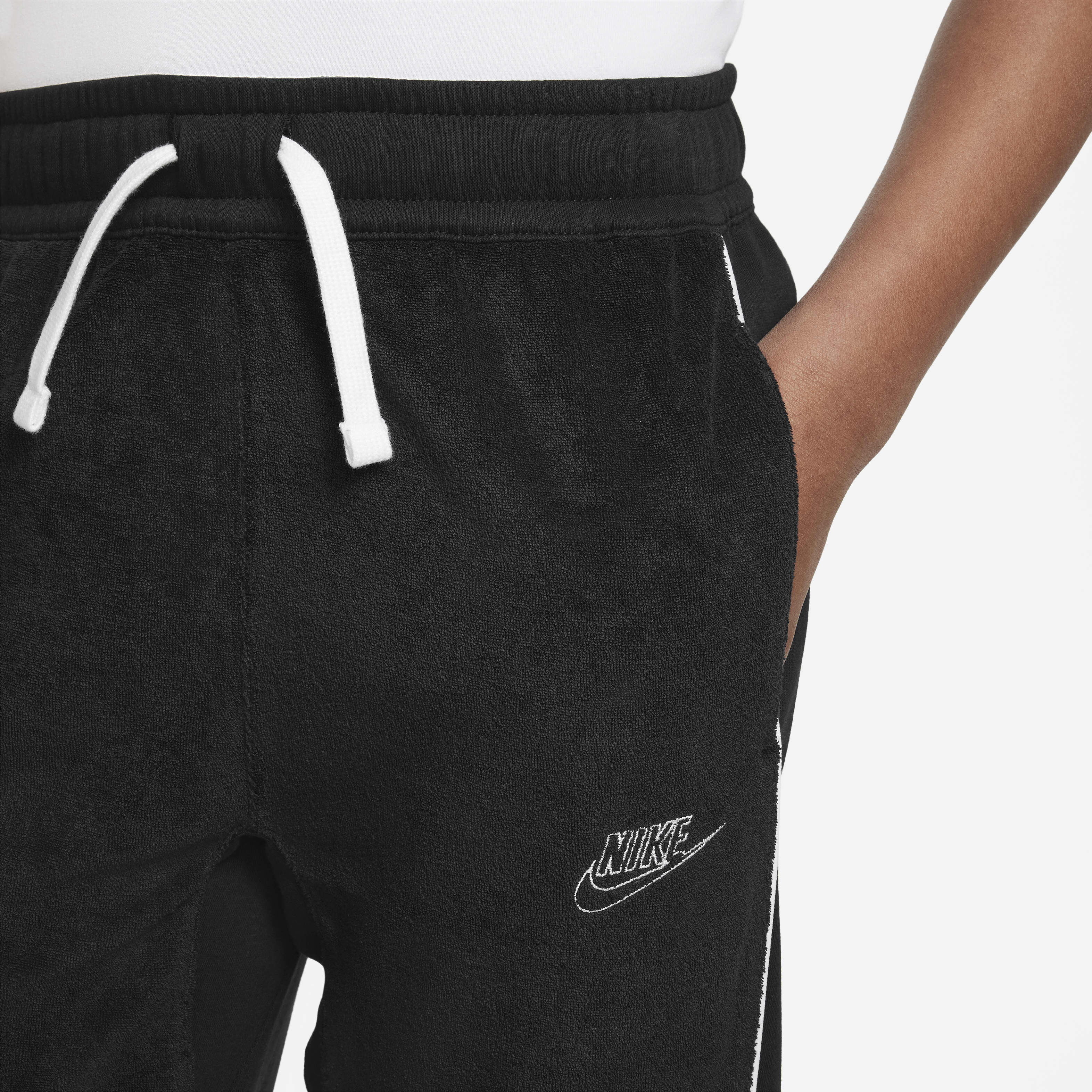 Nike Sportswear image number 2